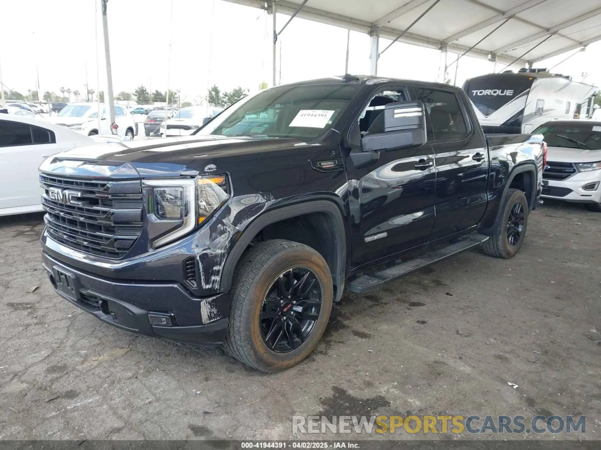 2 Photograph of a damaged car 1GTUUCE8XRZ397408 GMC SIERRA 1500 2024