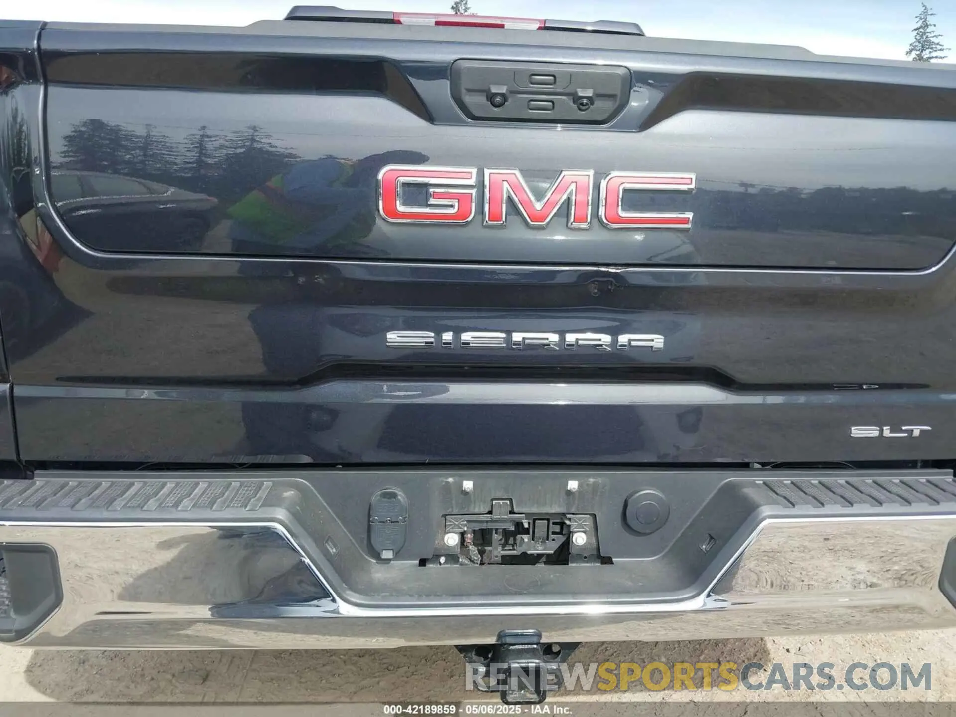 6 Фотография поврежденного автомобиля 1GTUUDED2RZ273264 GMC SIERRA 1500 2024