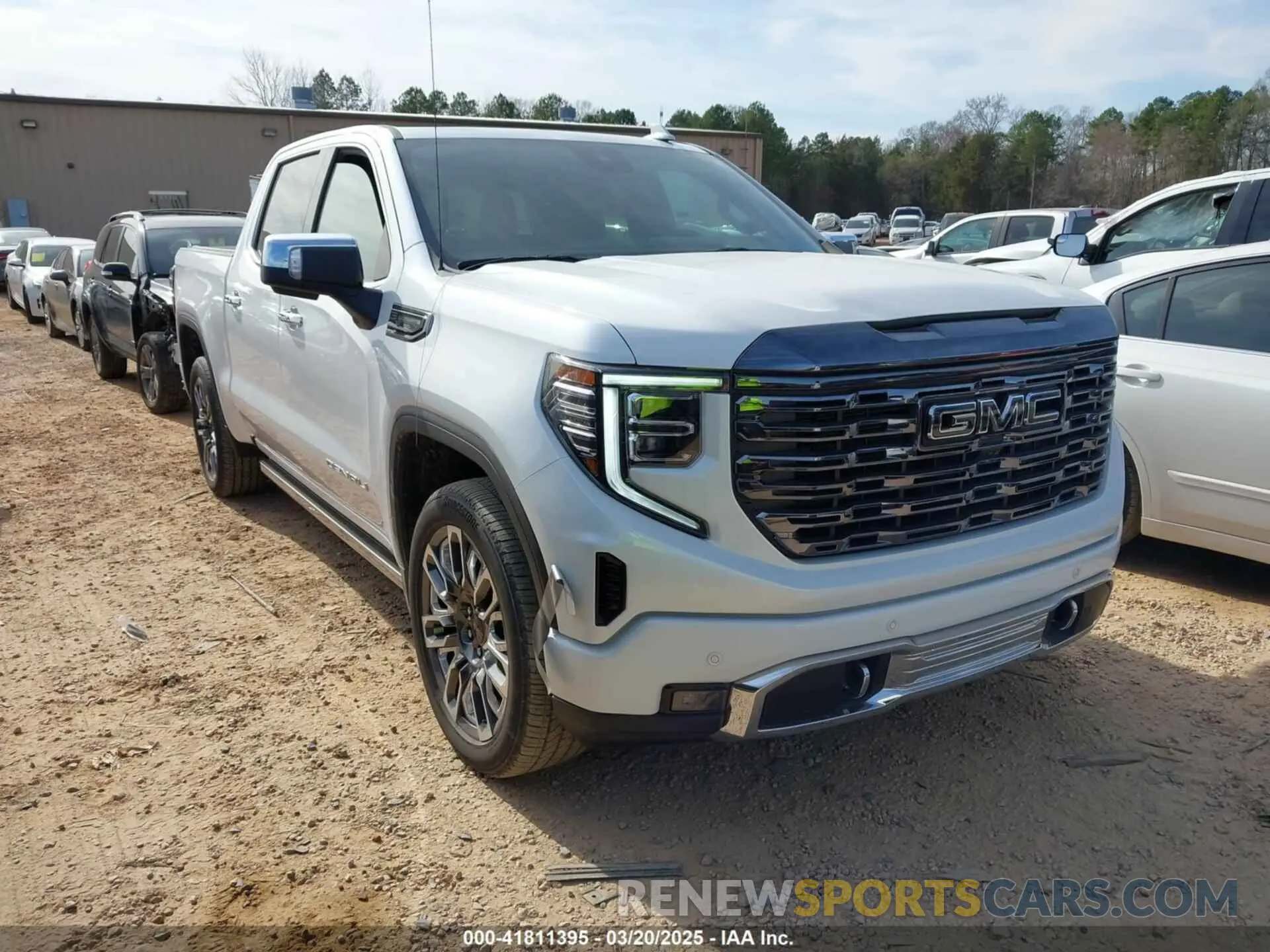 1 Фотография поврежденного автомобиля 1GTUUHEL5RZ258420 GMC SIERRA 1500 2024