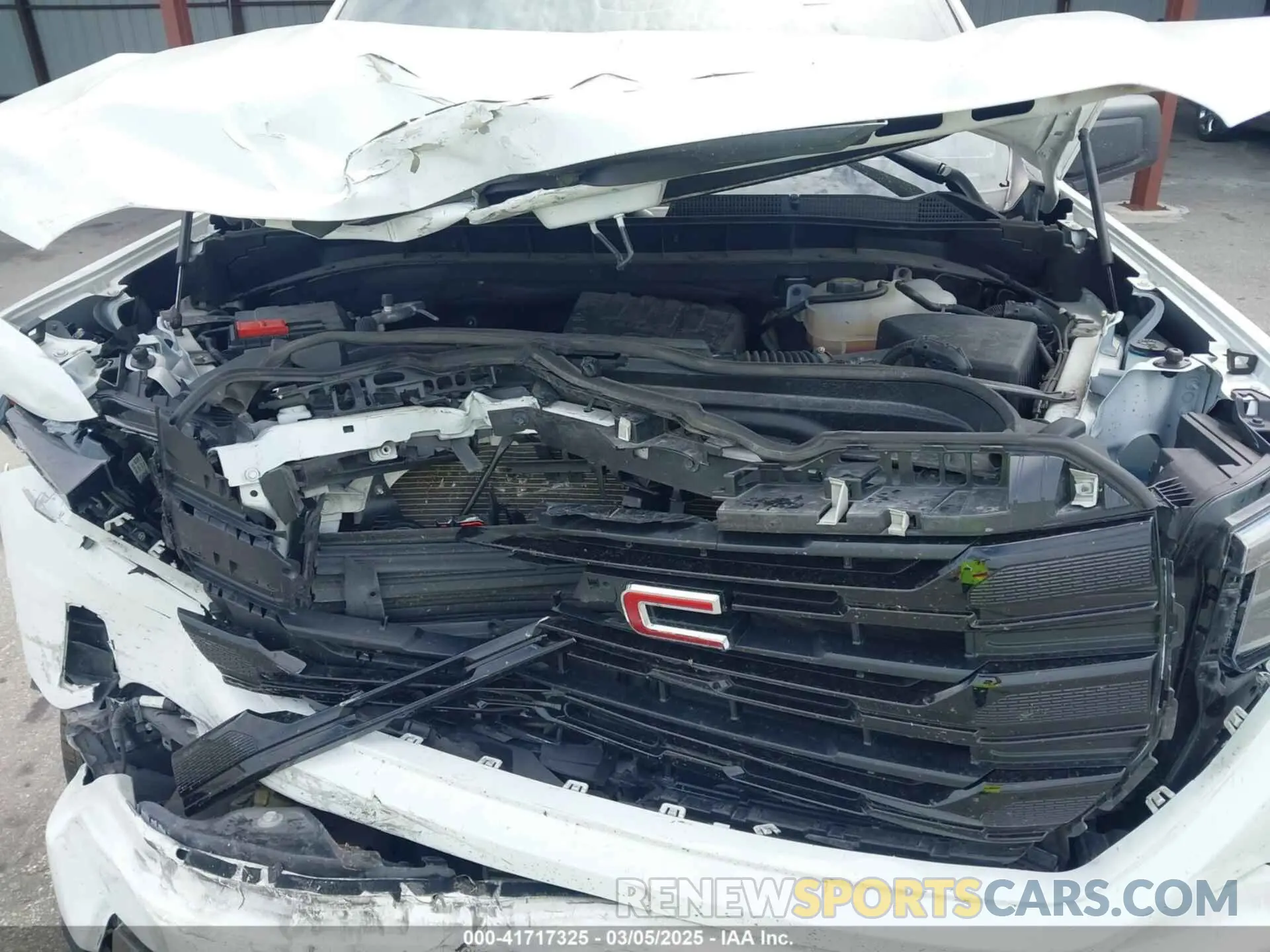 10 Photograph of a damaged car 3GTPHCEK8RG239663 GMC SIERRA 1500 2024