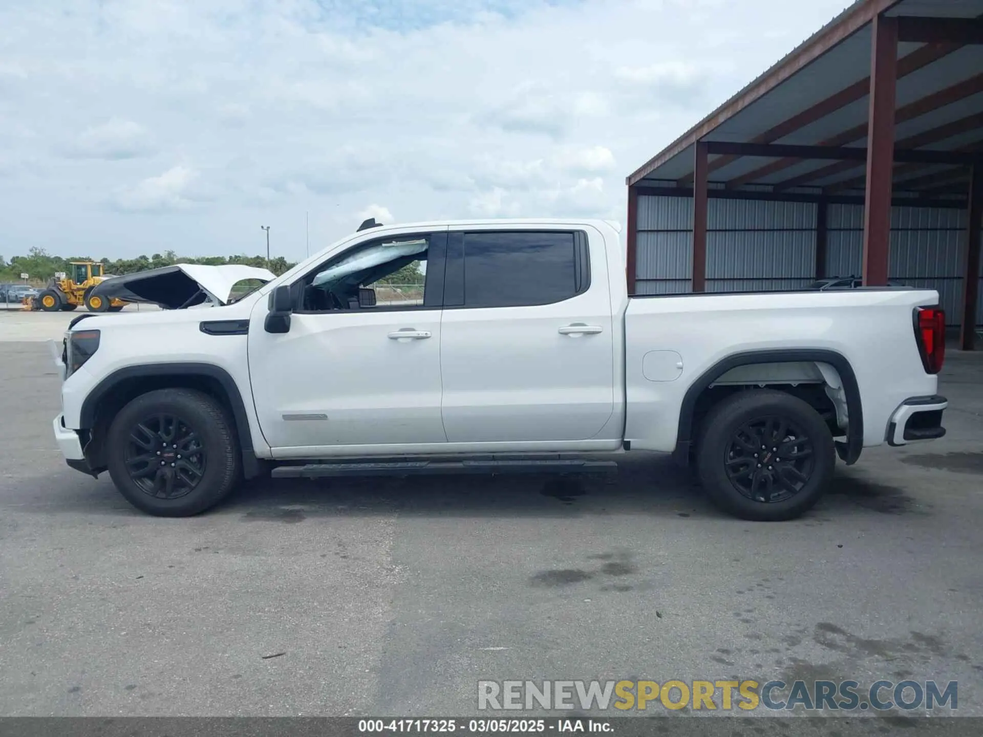 13 Photograph of a damaged car 3GTPHCEK8RG239663 GMC SIERRA 1500 2024