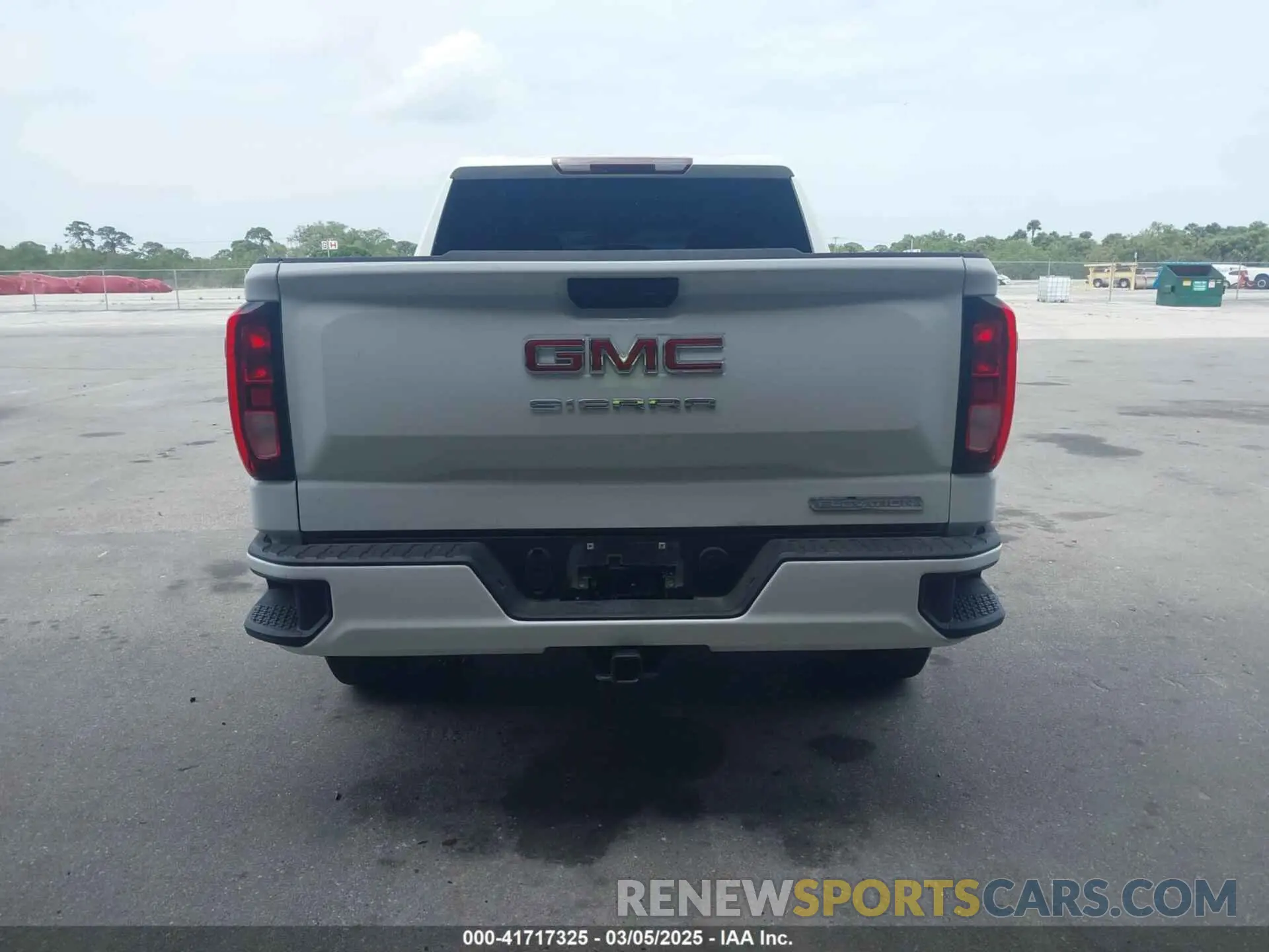 15 Photograph of a damaged car 3GTPHCEK8RG239663 GMC SIERRA 1500 2024