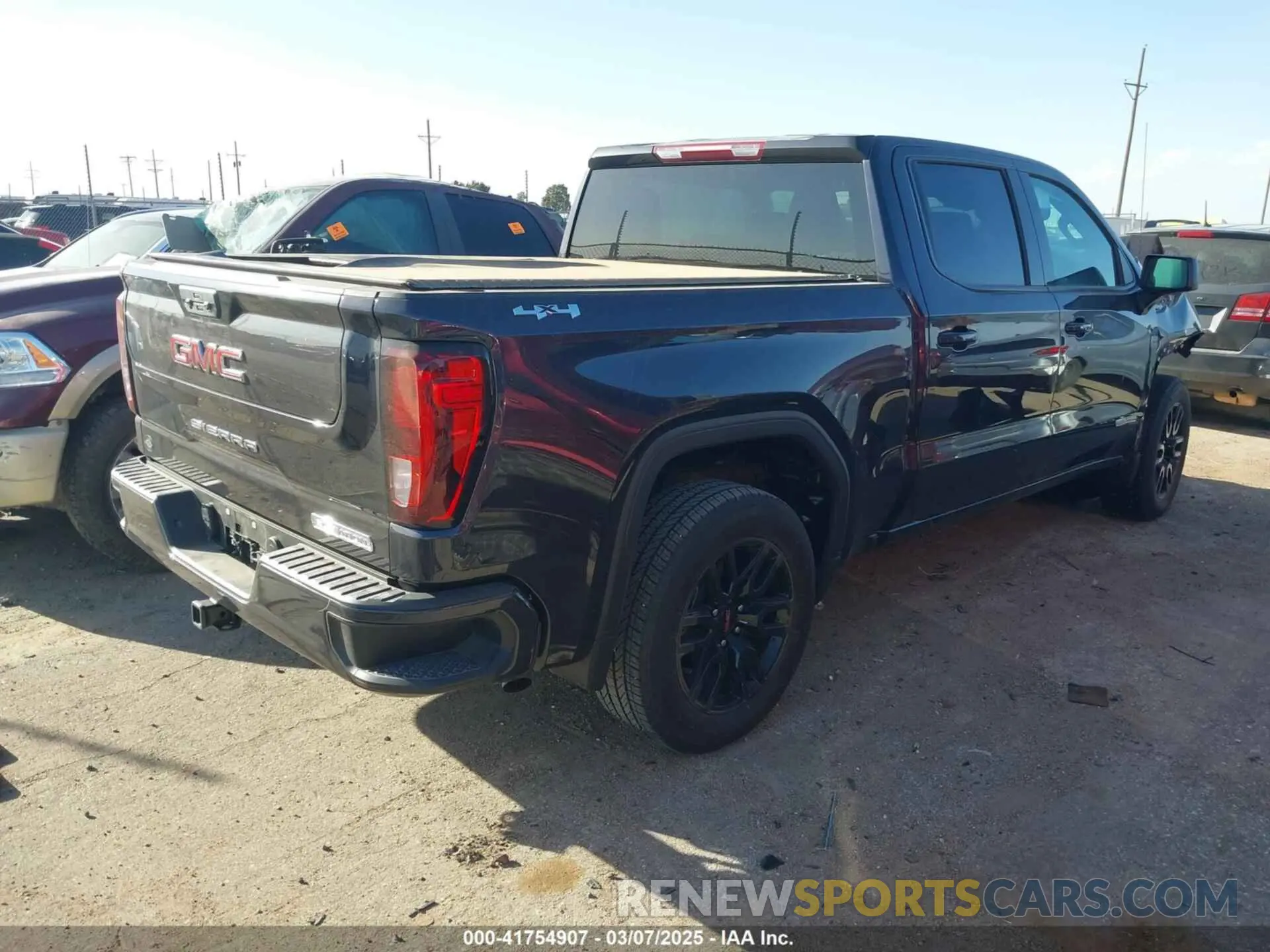 4 Фотография поврежденного автомобиля 3GTPUCEK5RG450783 GMC SIERRA 1500 2024