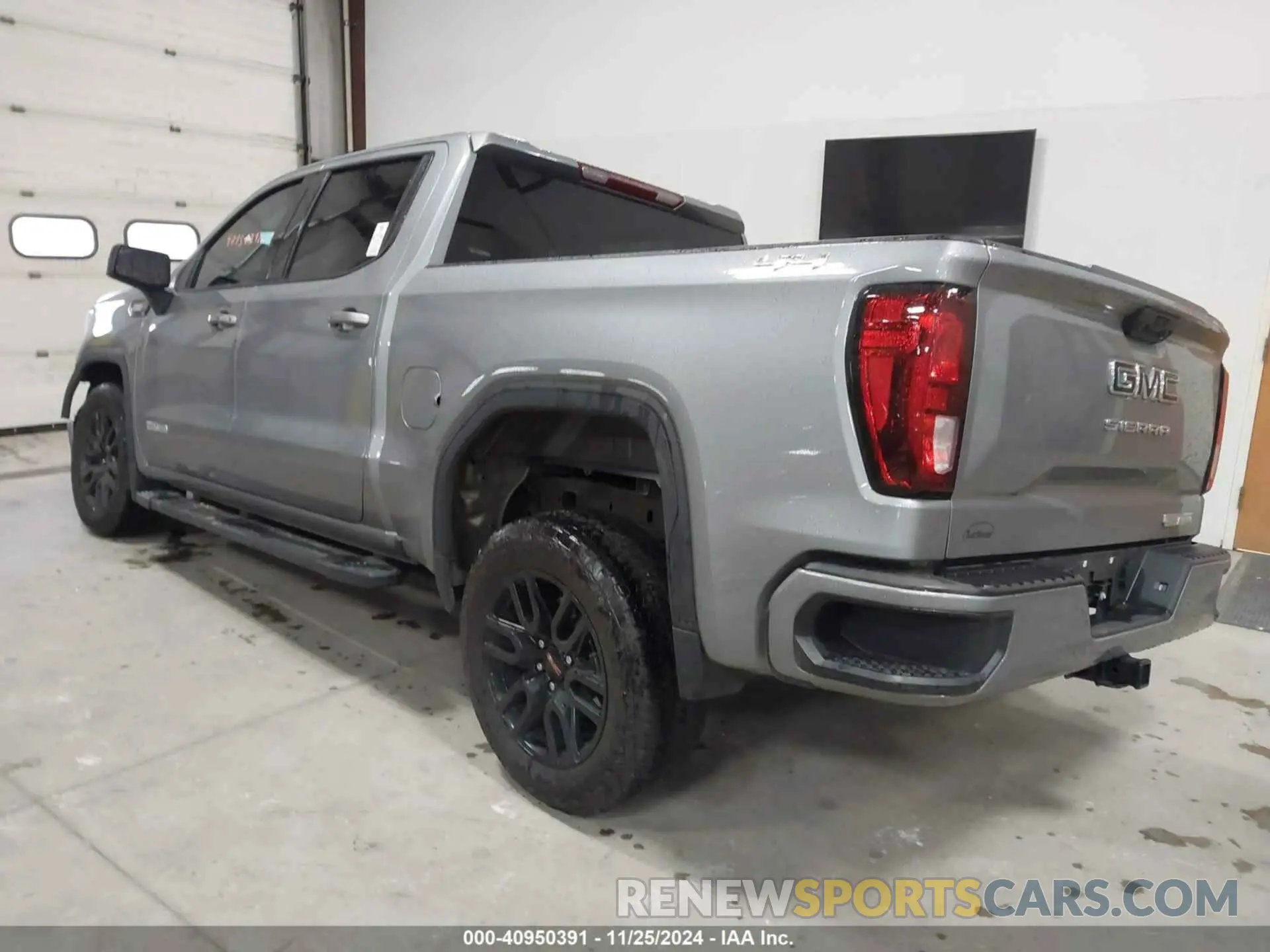 3 Photograph of a damaged car 3GTUUCE87RG155370 GMC SIERRA 1500 2024