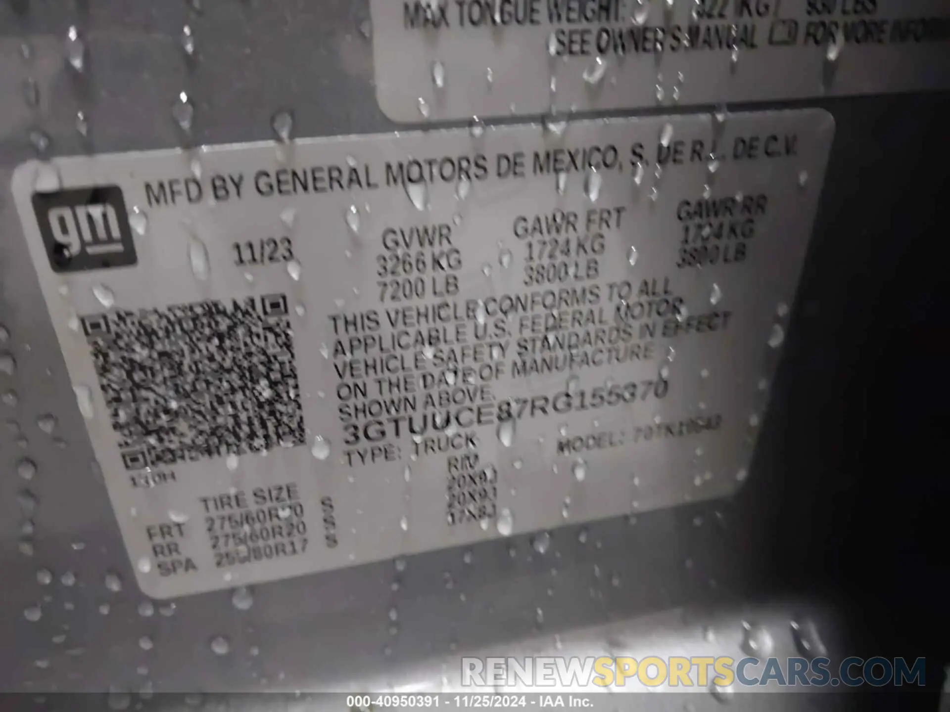 9 Photograph of a damaged car 3GTUUCE87RG155370 GMC SIERRA 1500 2024