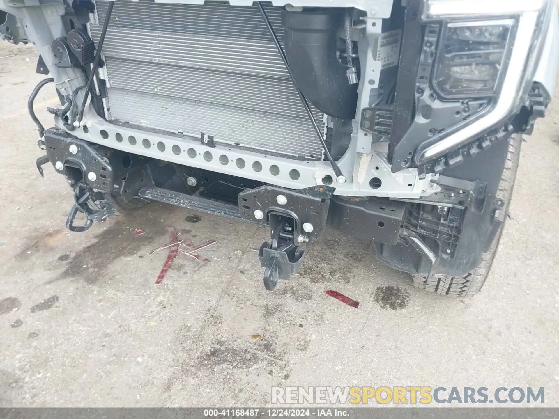6 Photograph of a damaged car 3GTUUCED2RG424369 GMC SIERRA 1500 2024