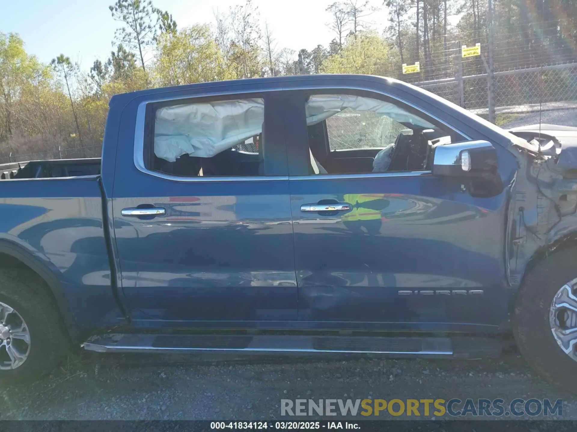 14 Photograph of a damaged car 3GTUUDE8XRG161332 GMC SIERRA 1500 2024