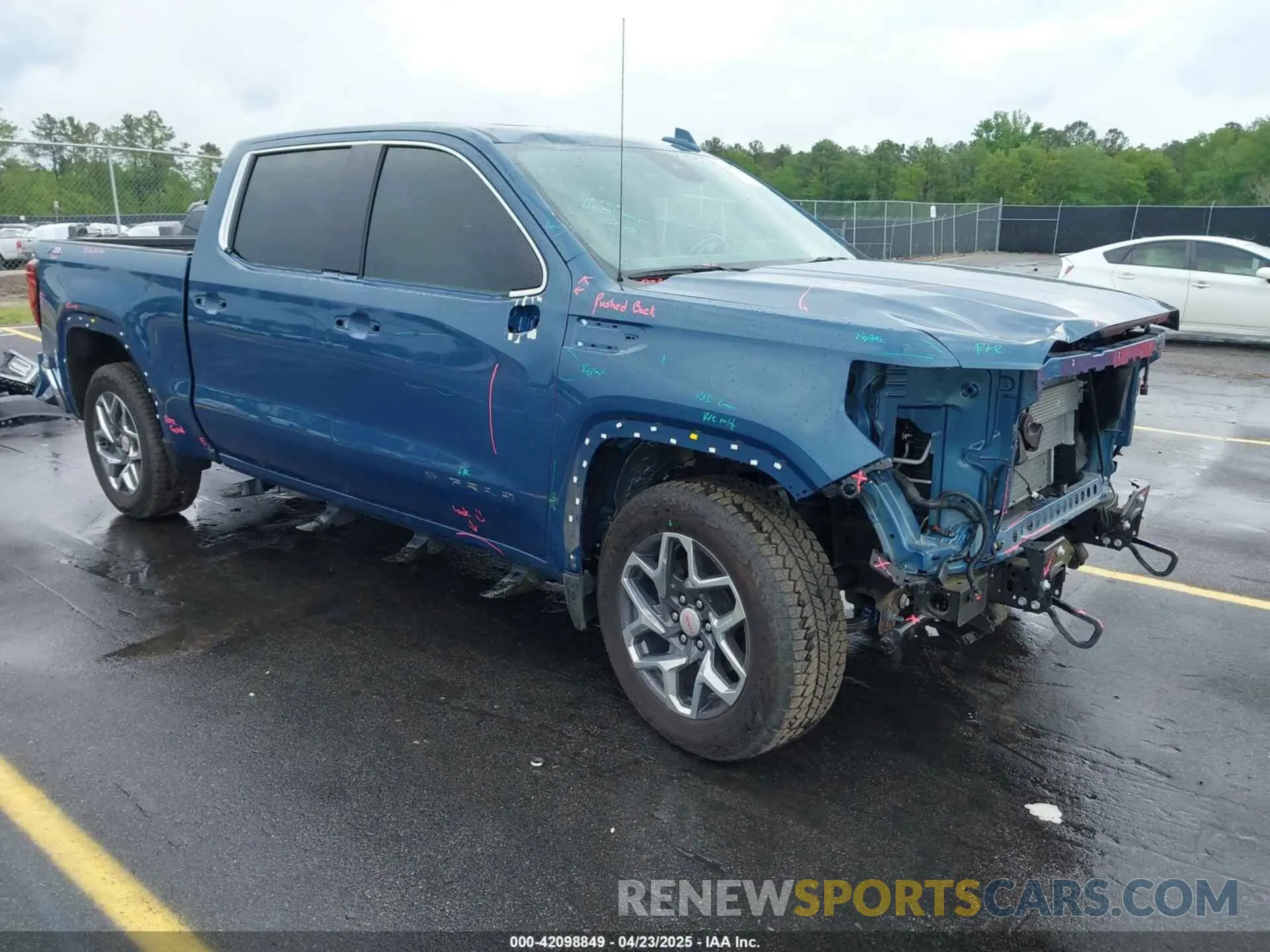 1 Фотография поврежденного автомобиля 3GTUUDED1RG237212 GMC SIERRA 1500 2024