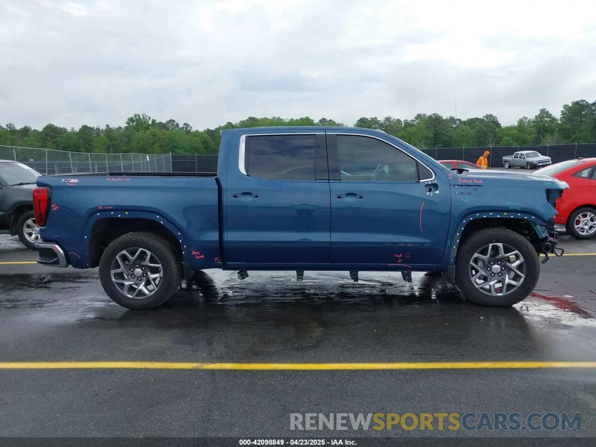 14 Фотография поврежденного автомобиля 3GTUUDED1RG237212 GMC SIERRA 1500 2024
