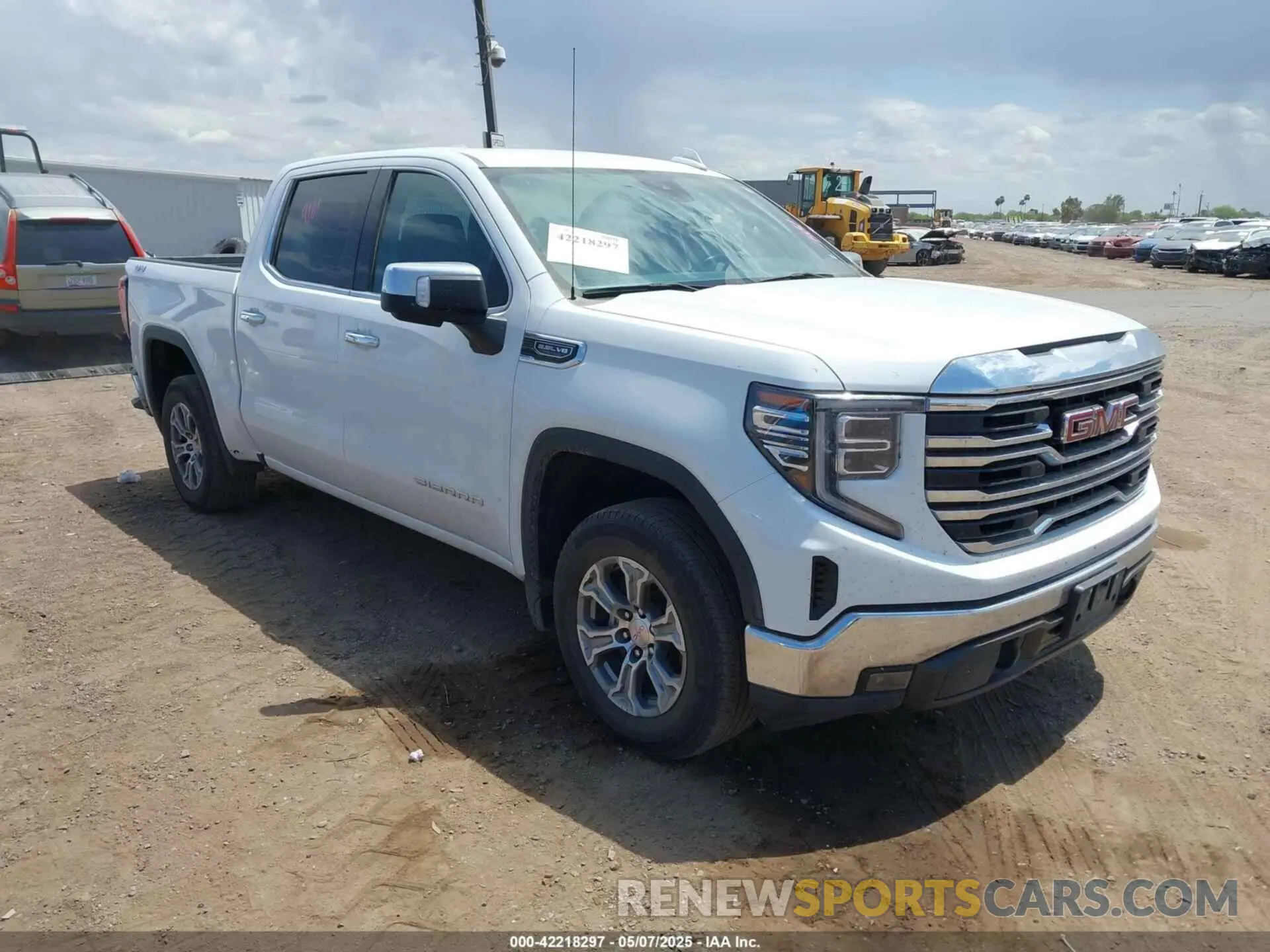 1 Фотография поврежденного автомобиля 3GTUUDED3RG142439 GMC SIERRA 1500 2024