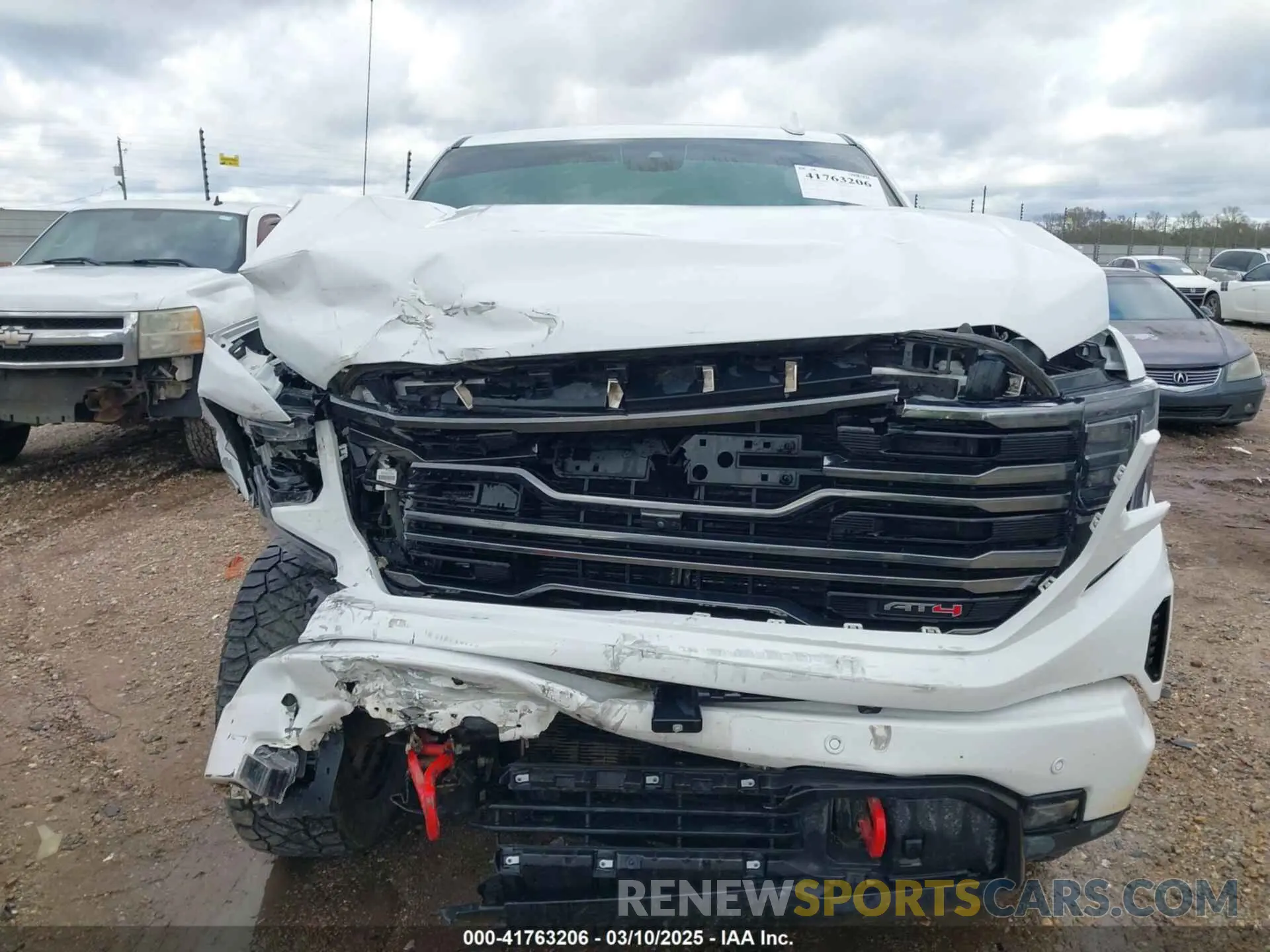 12 Photograph of a damaged car 3GTUUEE8XRG108099 GMC SIERRA 1500 2024