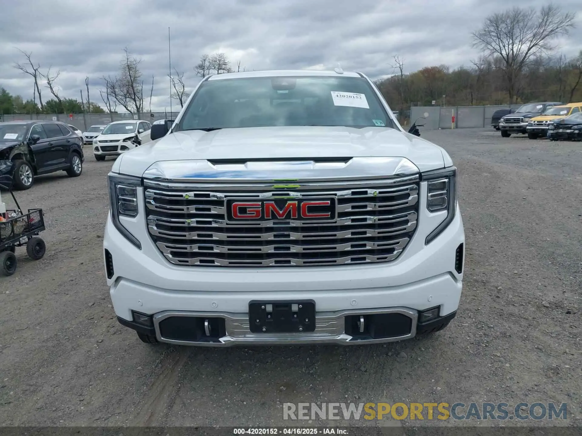 13 Photograph of a damaged car 3GTUUGEL5RG190839 GMC SIERRA 1500 2024