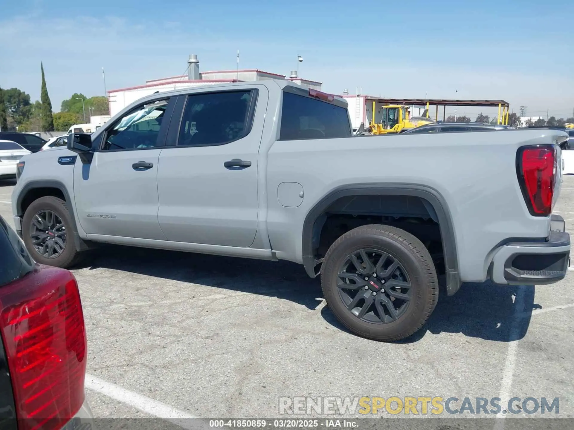 14 Фотография поврежденного автомобиля 1GTPHAEK4SZ121572 GMC SIERRA 1500 2025