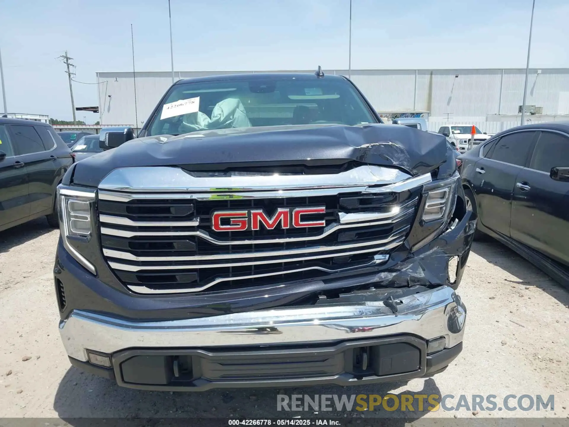 12 Фотография поврежденного автомобиля 1GTPHDED8SZ198903 GMC SIERRA 1500 2025