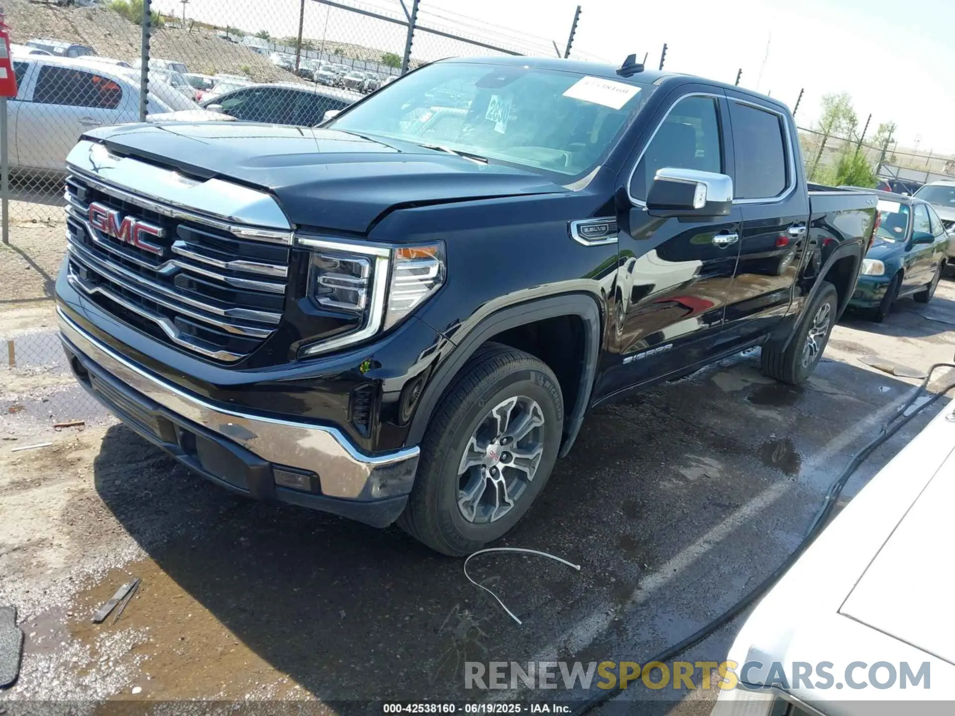 2 Photograph of a damaged car 1GTUUDED1SZ175400 GMC SIERRA 1500 2025