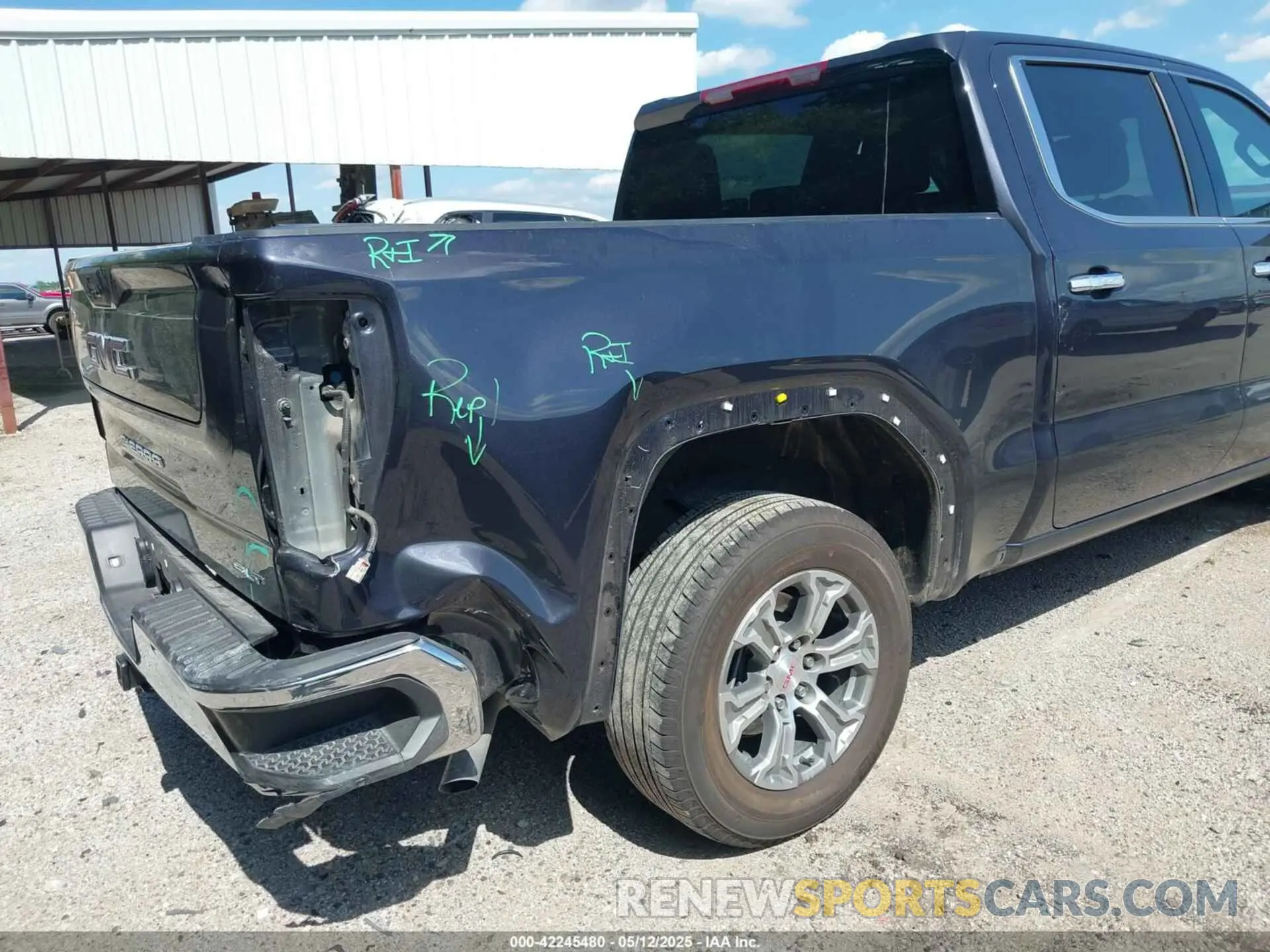 6 Фотография поврежденного автомобиля 3GTPHDED0SG204712 GMC SIERRA 1500 2025