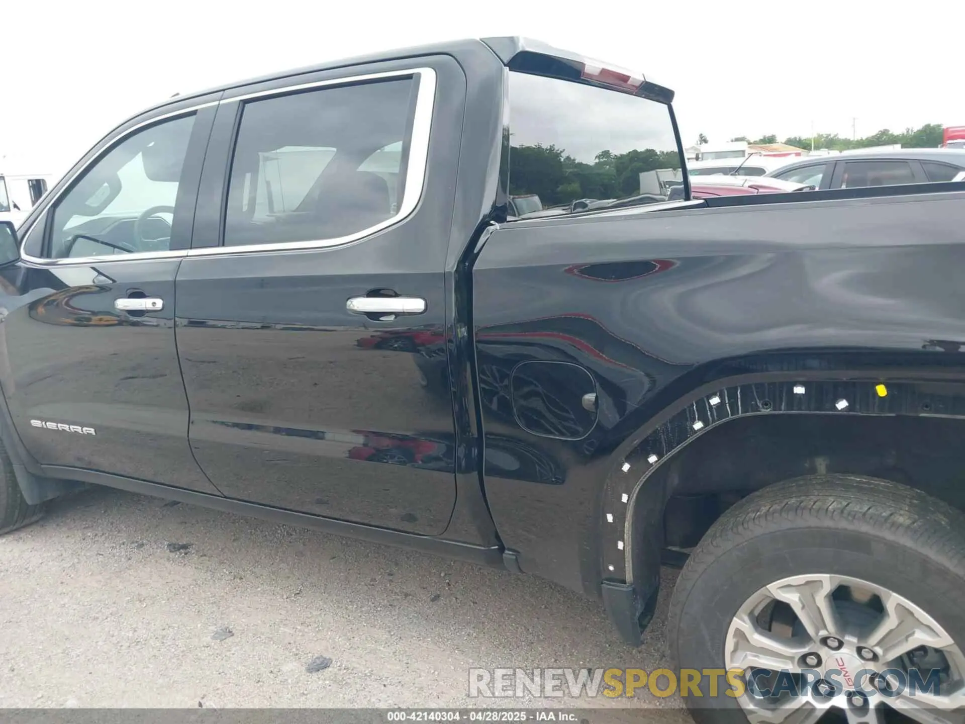 13 Фотография поврежденного автомобиля 3GTPHDED1SG178704 GMC SIERRA 1500 2025
