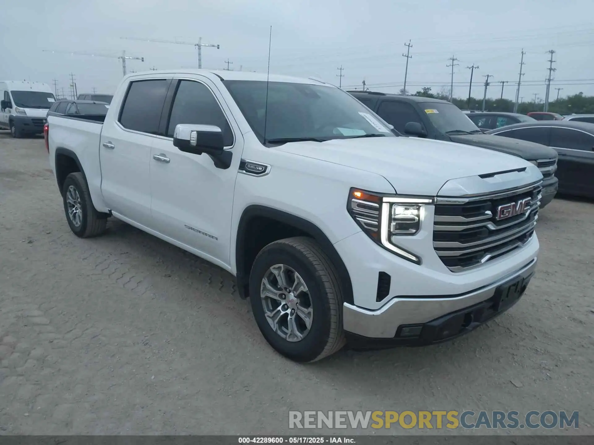 1 Photograph of a damaged car 3GTPHDED2SG247545 GMC SIERRA 1500 2025