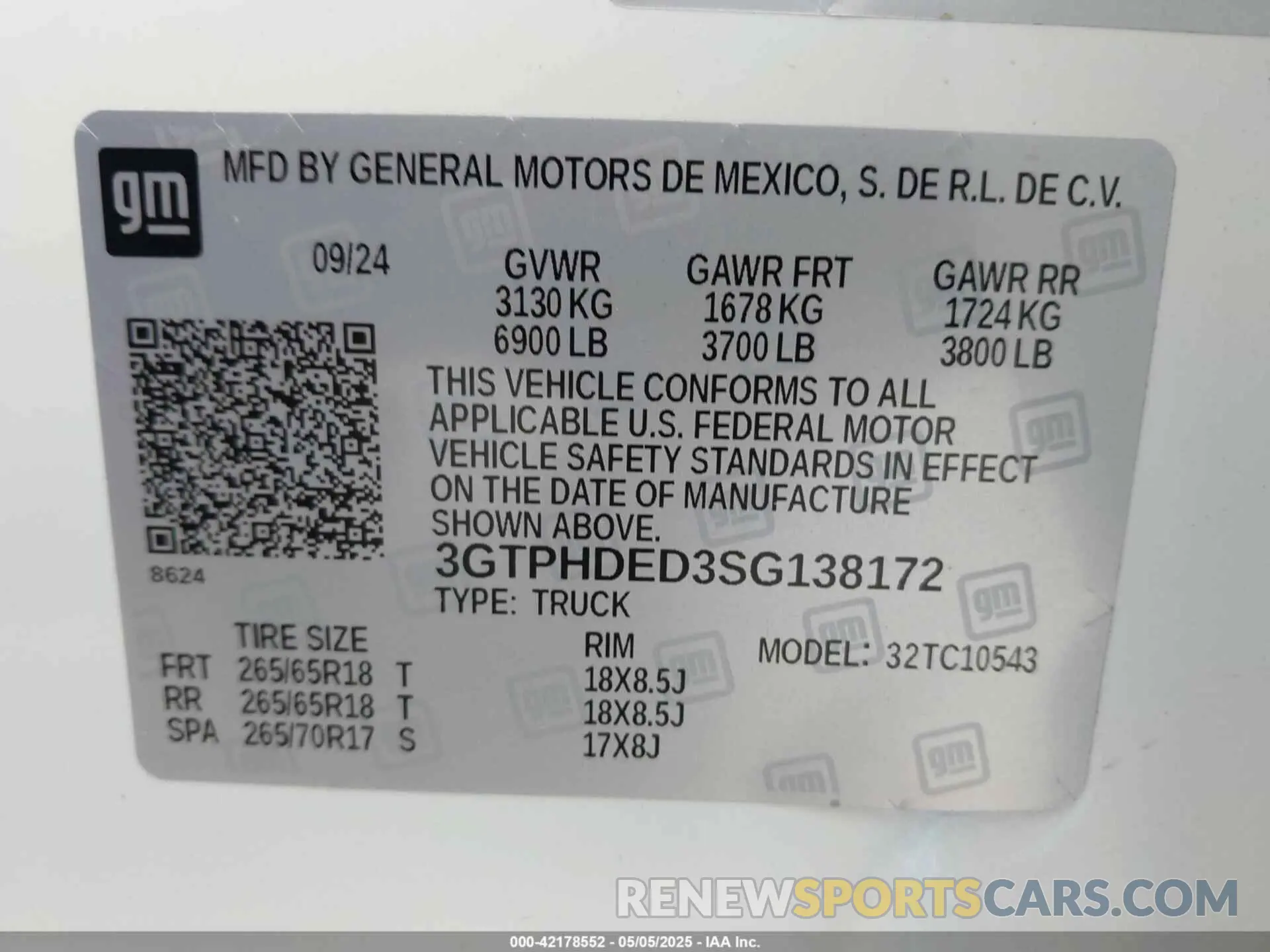 9 Photograph of a damaged car 3GTPHDED3SG138172 GMC SIERRA 1500 2025