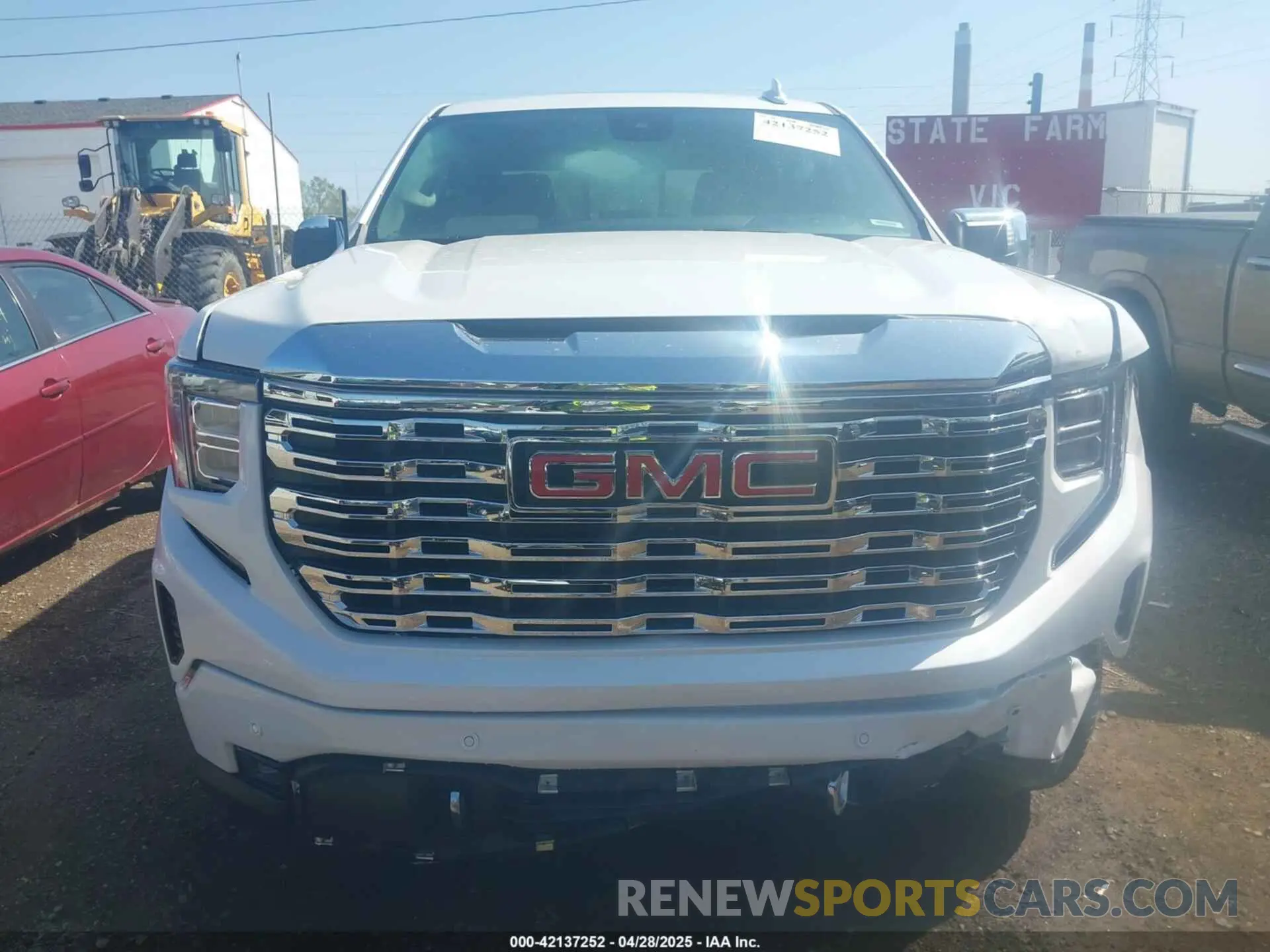 13 Photograph of a damaged car 3GTUUGEDXSG170844 GMC SIERRA 1500 2025