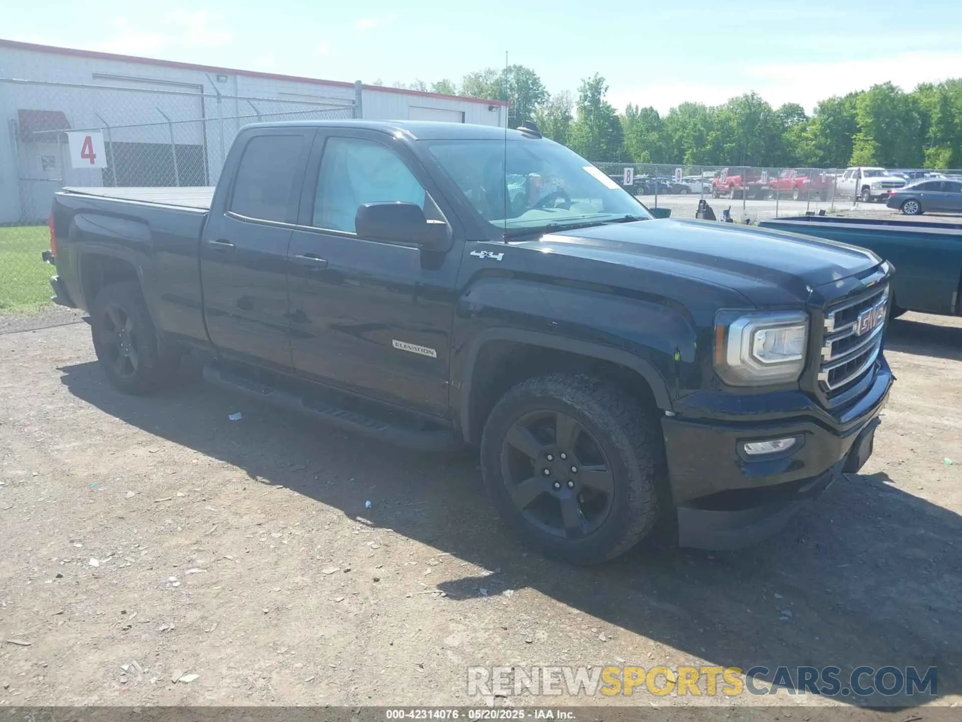 1 Photograph of a damaged car 2GTV2LEC6K1237491 GMC SIERRA 1500 LIMITED 2019