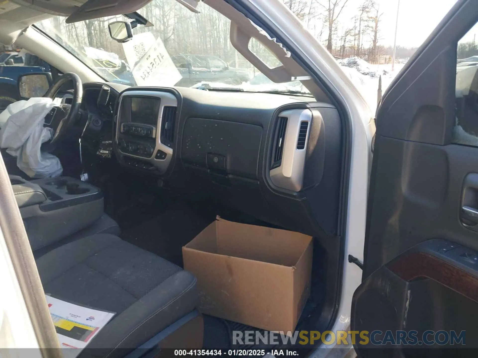5 Photograph of a damaged car 2GTV2MEC8K1237210 GMC SIERRA 1500 LIMITED 2019