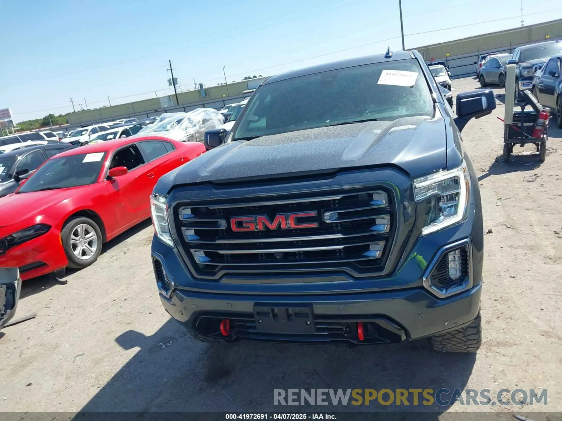 12 Photograph of a damaged car 1GTP9EEL4NZ118639 GMC SIERRA 1500 LIMITED 2022
