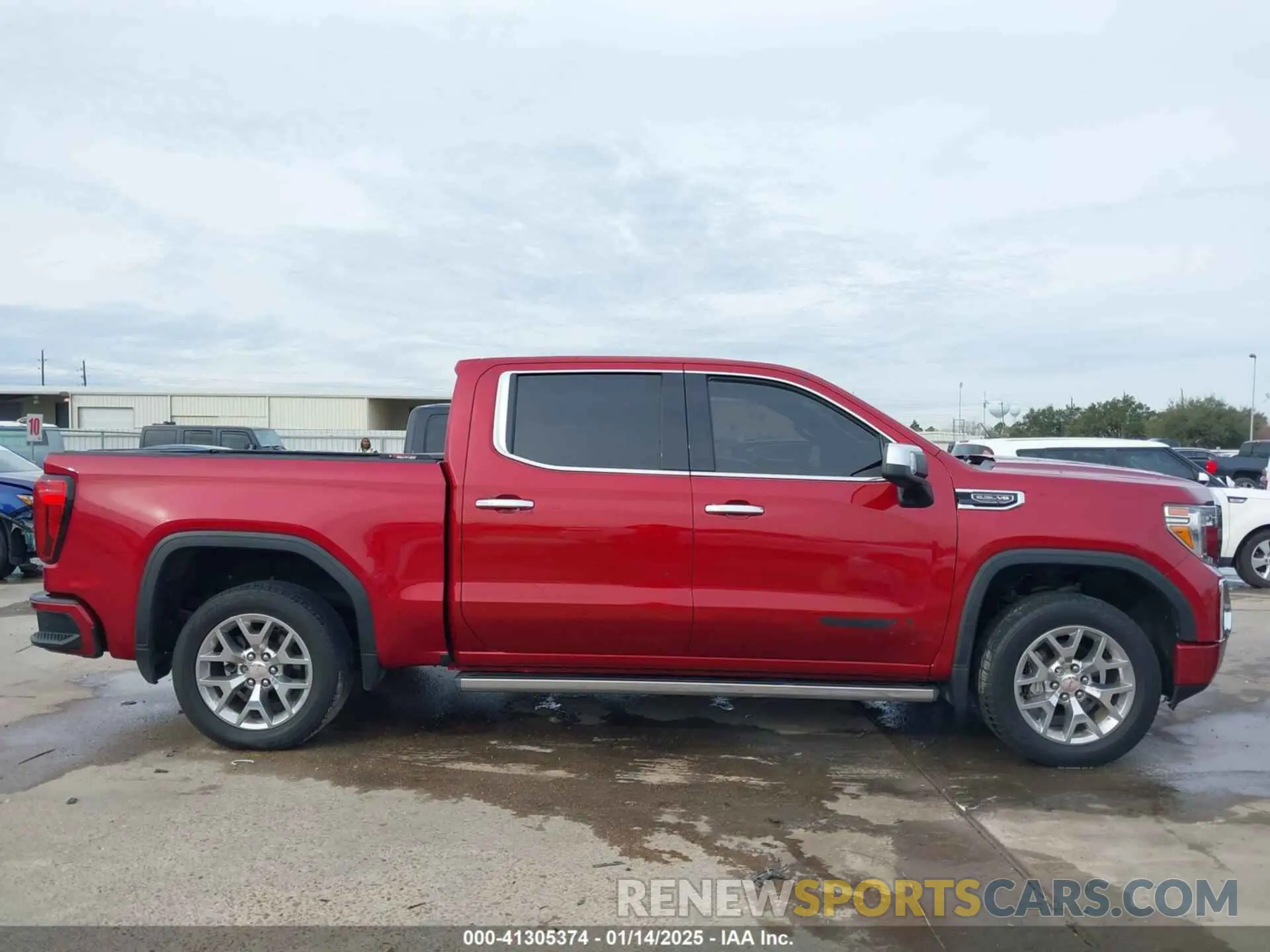 13 Photograph of a damaged car 3GTP8FED5NG178317 GMC SIERRA 1500 LIMITED 2022