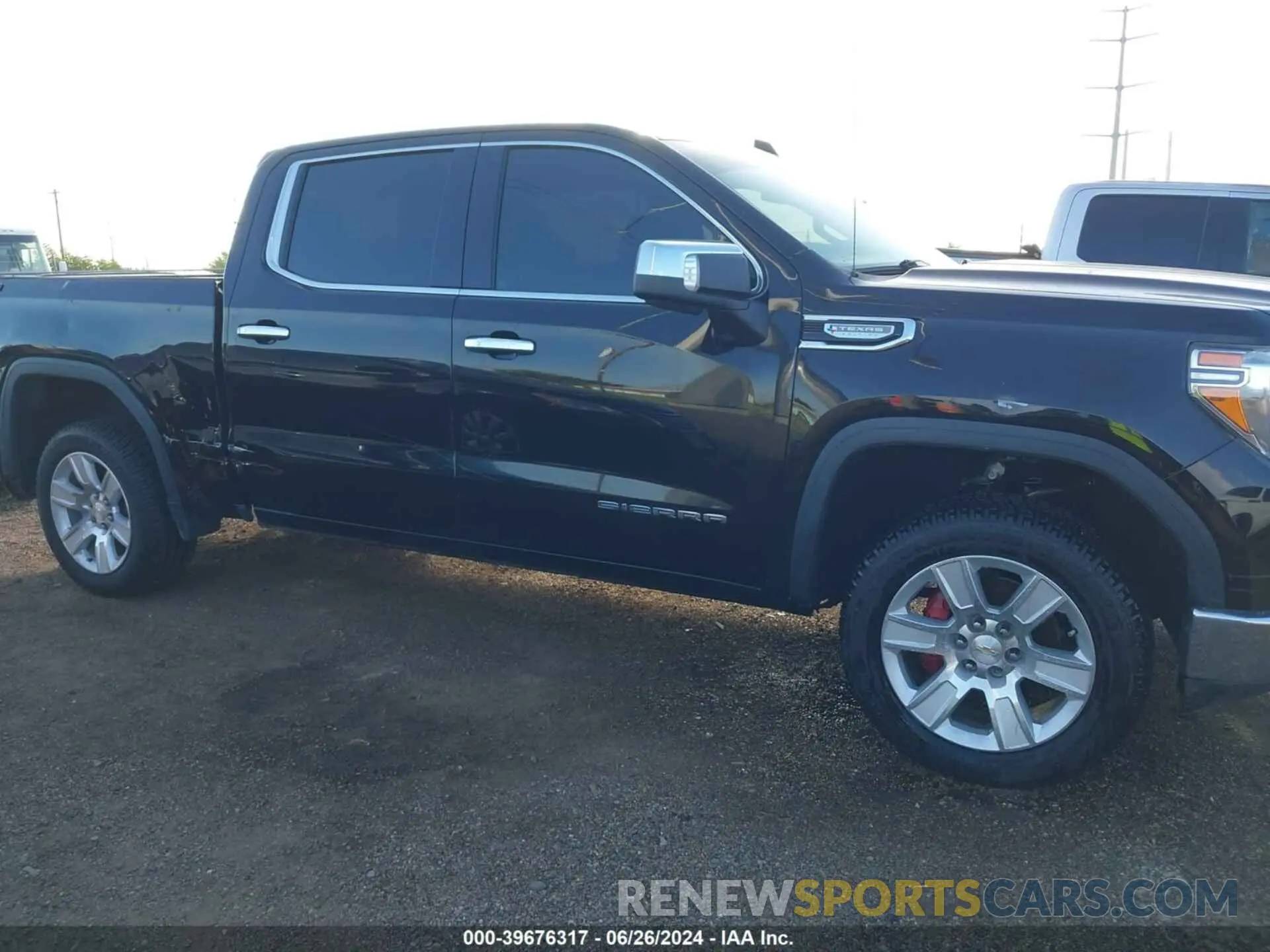 13 Photograph of a damaged car 3GTU9DED2NG103532 GMC SIERRA 1500 LIMITED 2022
