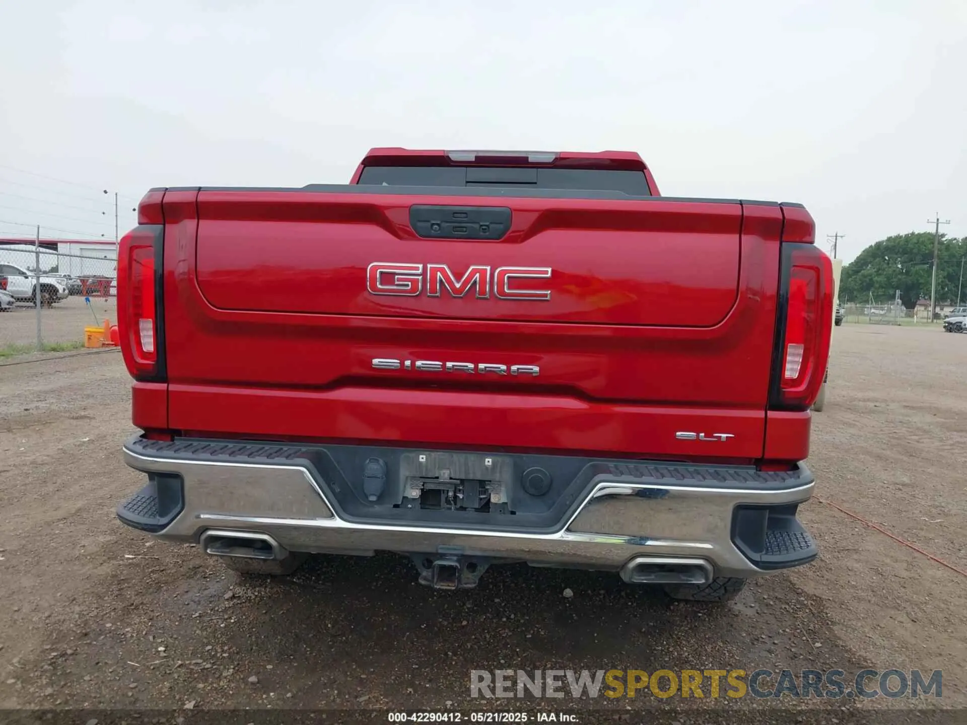15 Photograph of a damaged car 3GTU9DED3NG157521 GMC SIERRA 1500 LIMITED 2022