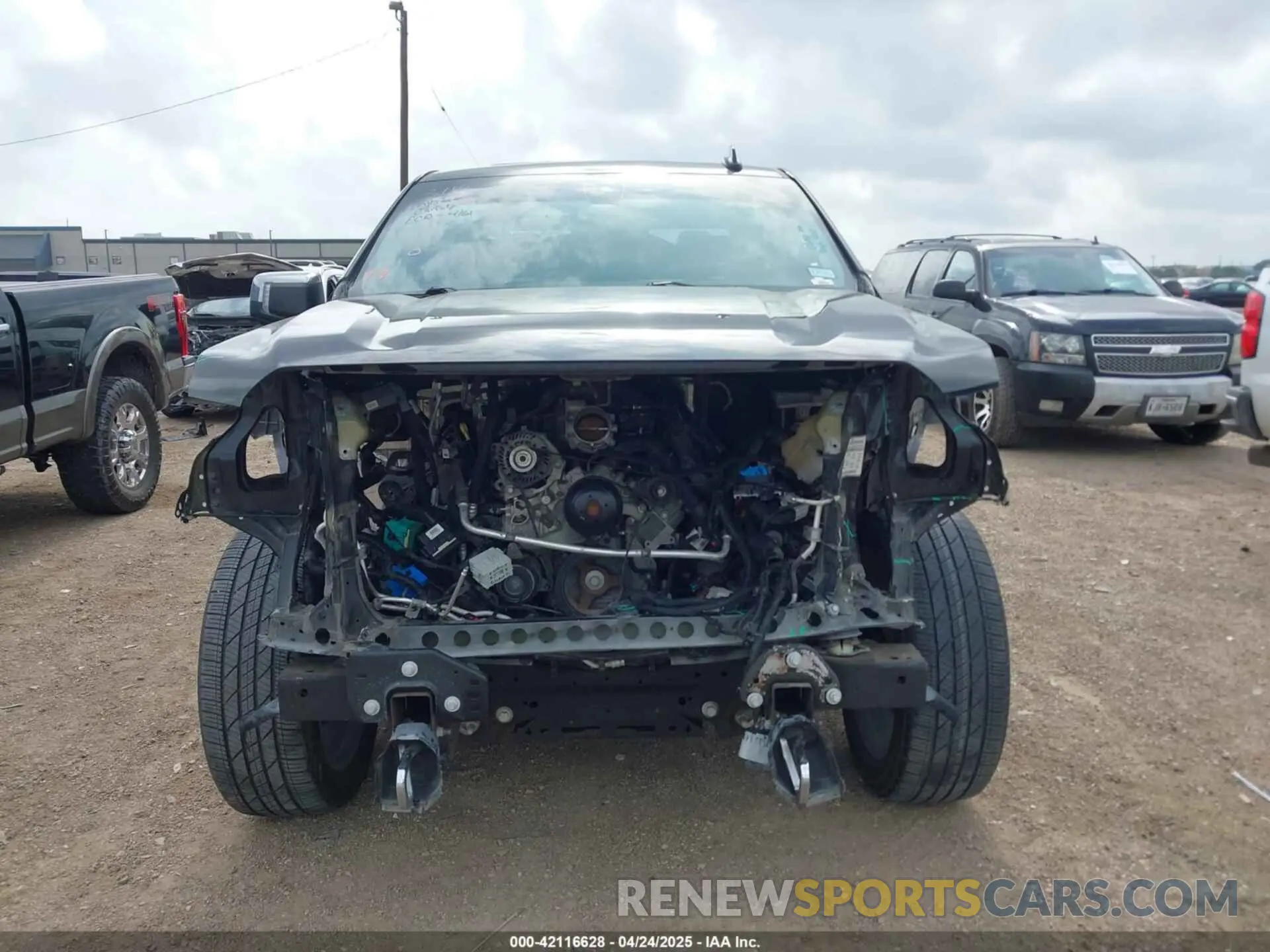 13 Photograph of a damaged car 3GTU9FEL2NG156072 GMC SIERRA 1500 LIMITED 2022