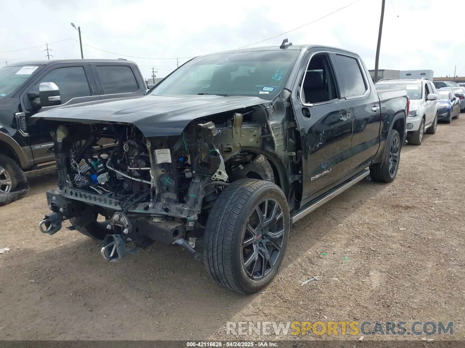 2 Photograph of a damaged car 3GTU9FEL2NG156072 GMC SIERRA 1500 LIMITED 2022