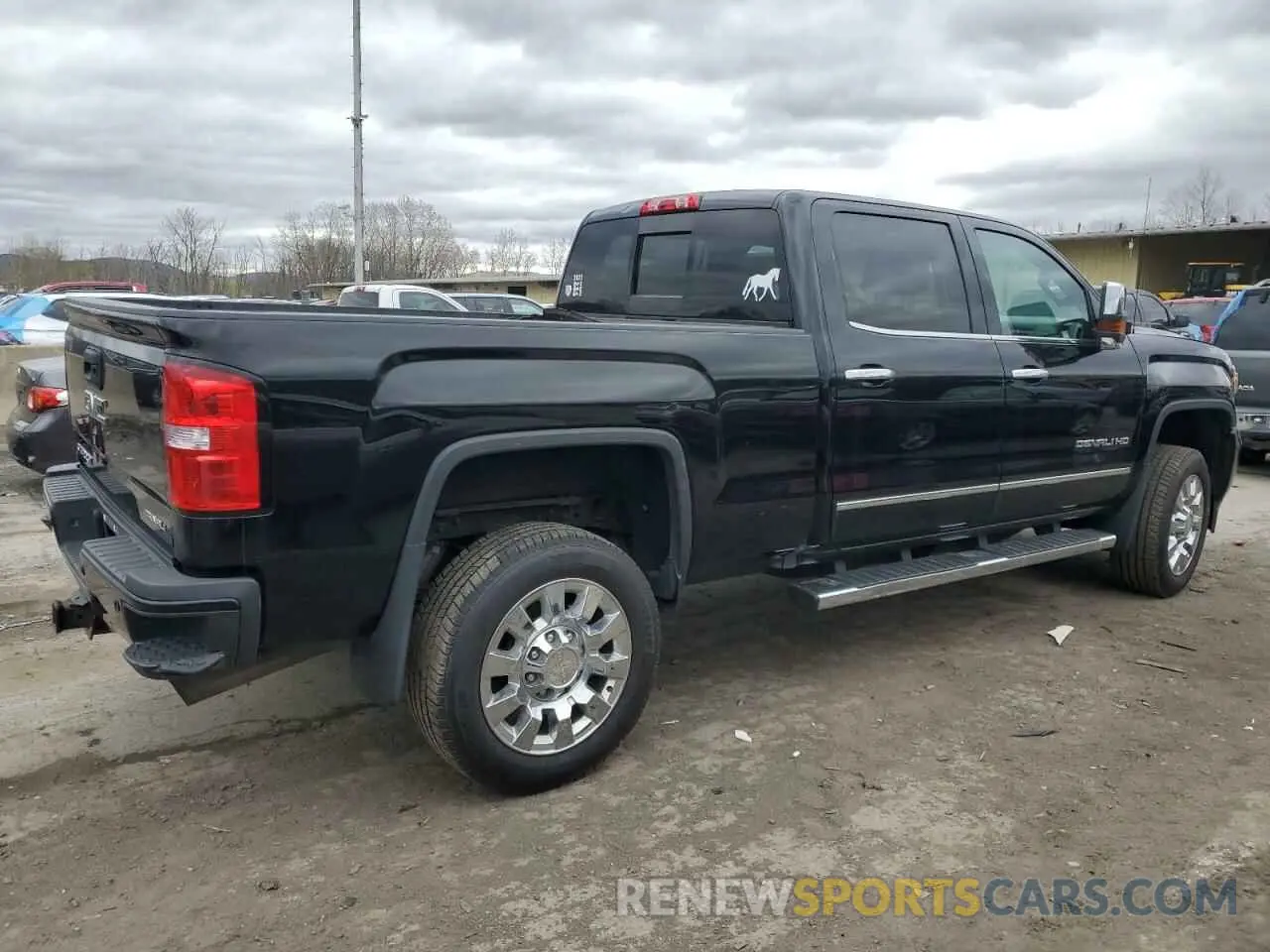 3 Фотография поврежденного автомобиля 1GT12SEG6KF192735 GMC SIERRA 2019