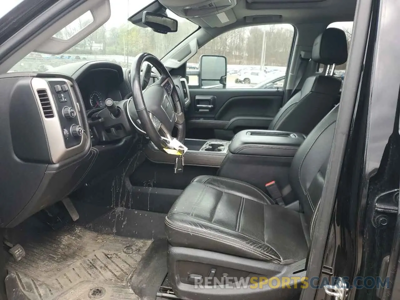 7 Фотография поврежденного автомобиля 1GT12SEG6KF192735 GMC SIERRA 2019