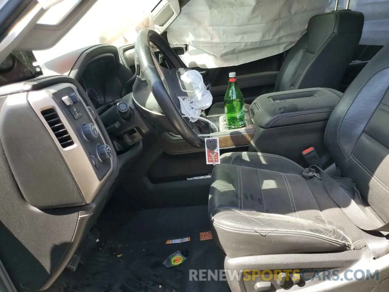 7 Photograph of a damaged car 1GT12SEY2KF143217 GMC SIERRA 2019