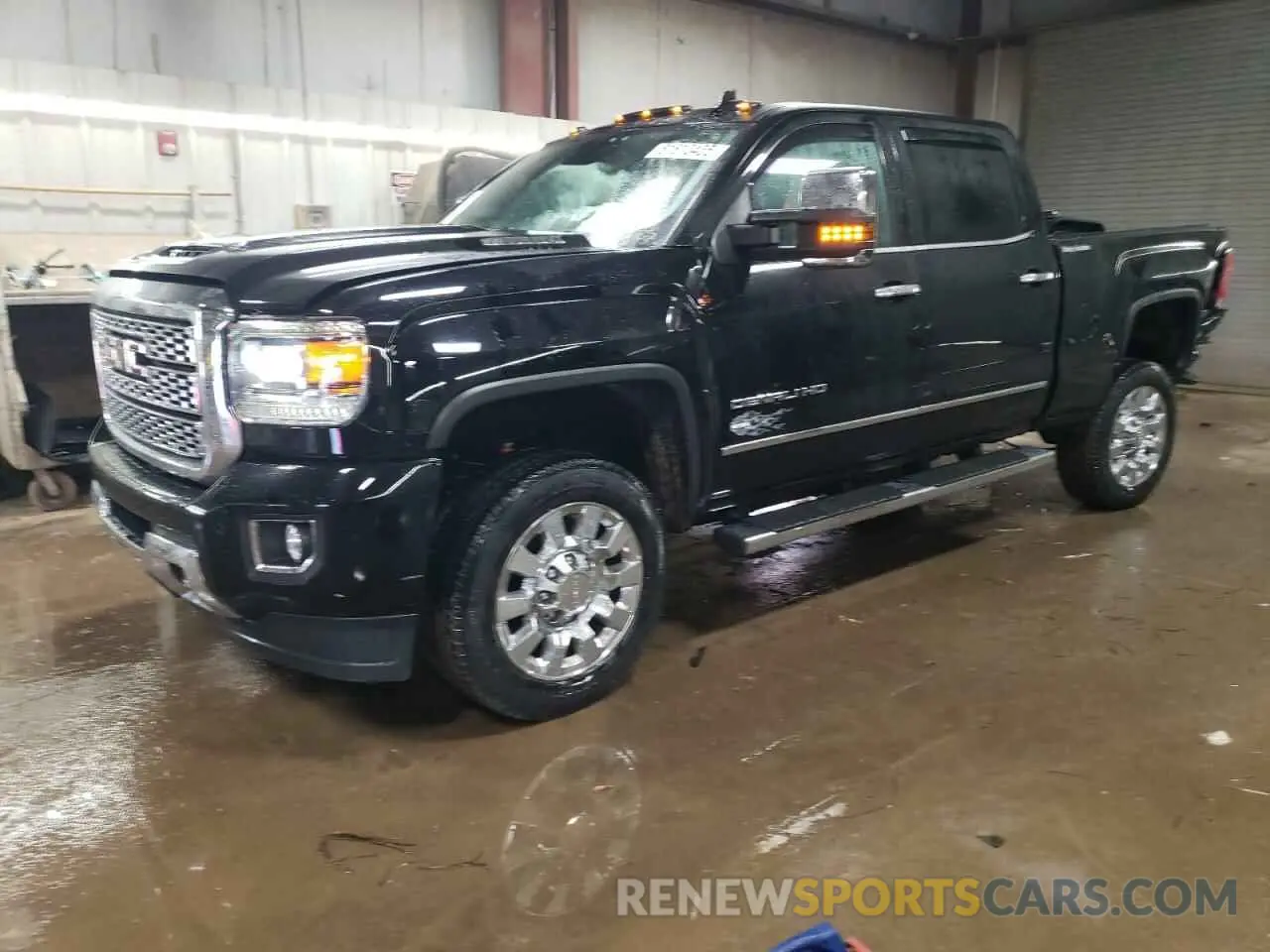 1 Photograph of a damaged car 1GT12SEY2KF219941 GMC SIERRA 2019