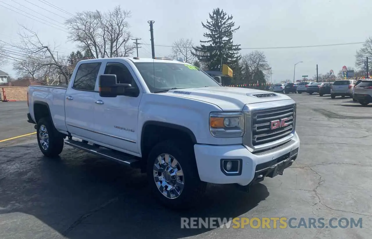 1 Photograph of a damaged car 1GT12SEY3KF126085 GMC SIERRA 2019