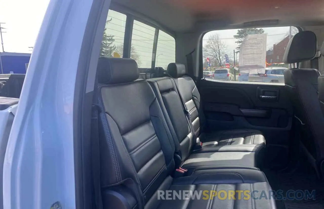 6 Photograph of a damaged car 1GT12SEY3KF126085 GMC SIERRA 2019