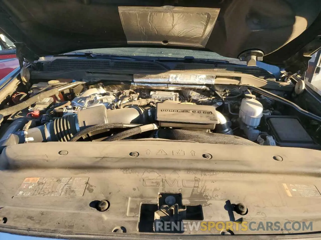 11 Photograph of a damaged car 1GT12SEY8KF148275 GMC SIERRA 2019