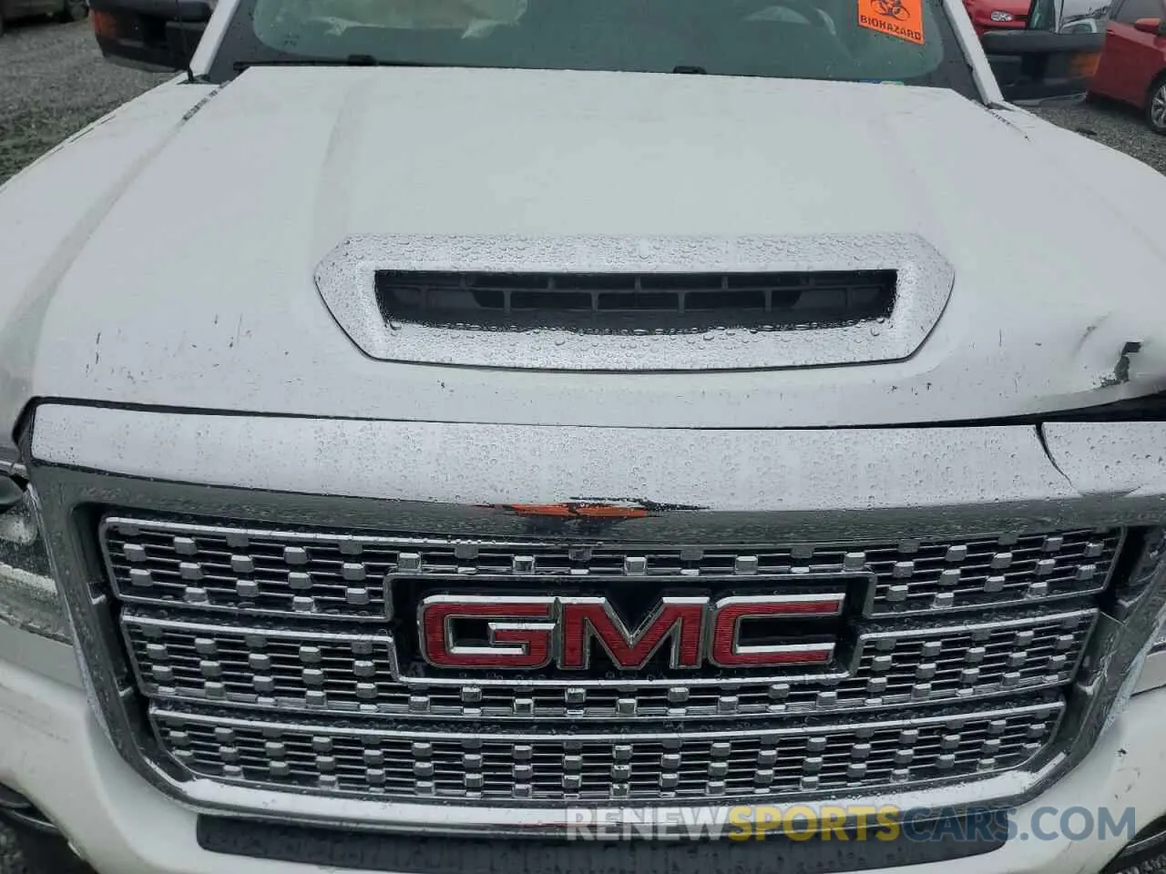 12 Photograph of a damaged car 1GT12SEY8KF150379 GMC SIERRA 2019