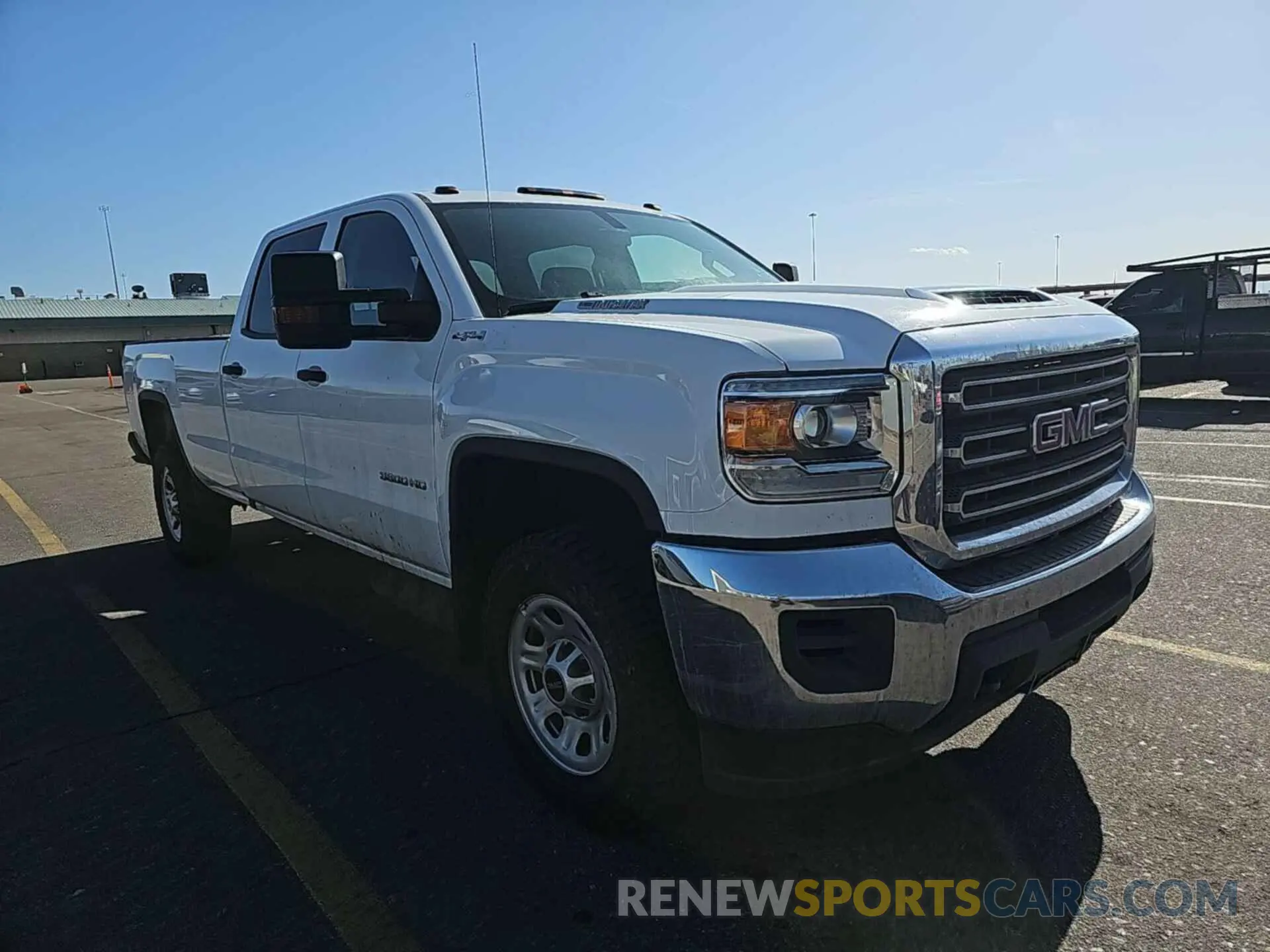 20 Фотография поврежденного автомобиля 1GT42TCY5KF247562 GMC SIERRA 2019