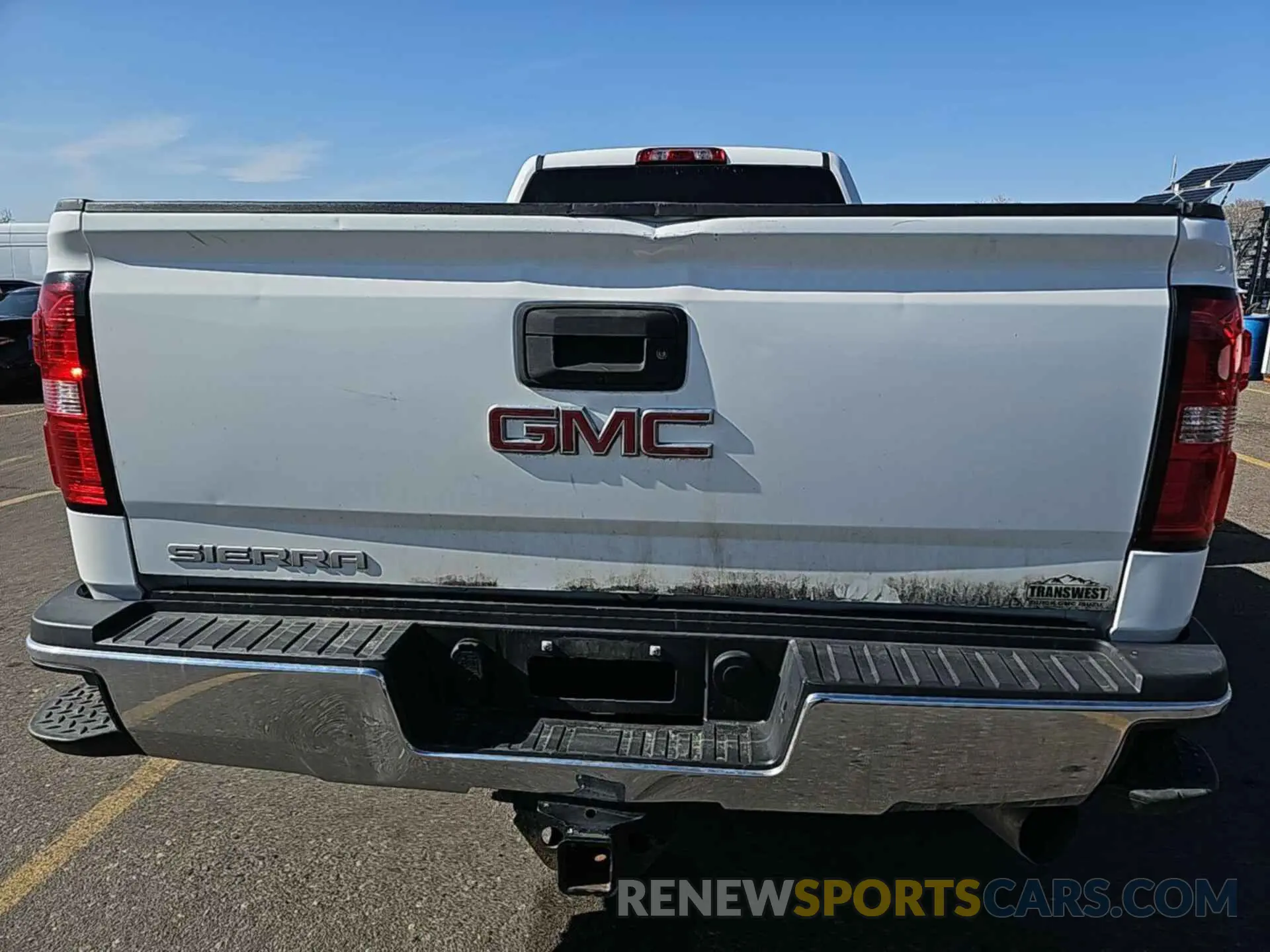 24 Фотография поврежденного автомобиля 1GT42TCY5KF247562 GMC SIERRA 2019