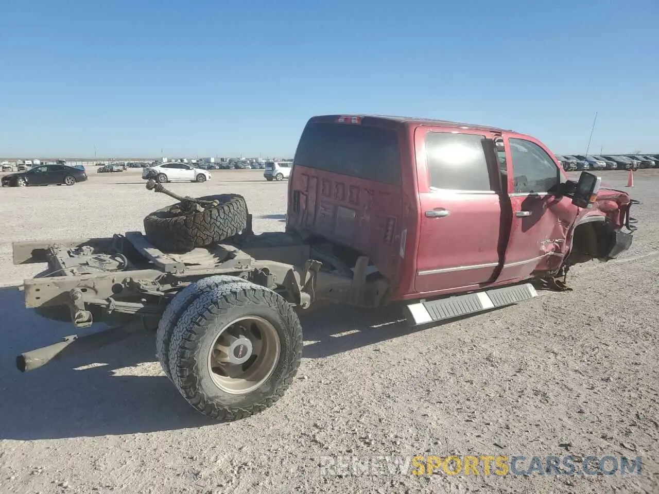 3 Photograph of a damaged car 1GT42WEY4KF154420 GMC SIERRA 2019
