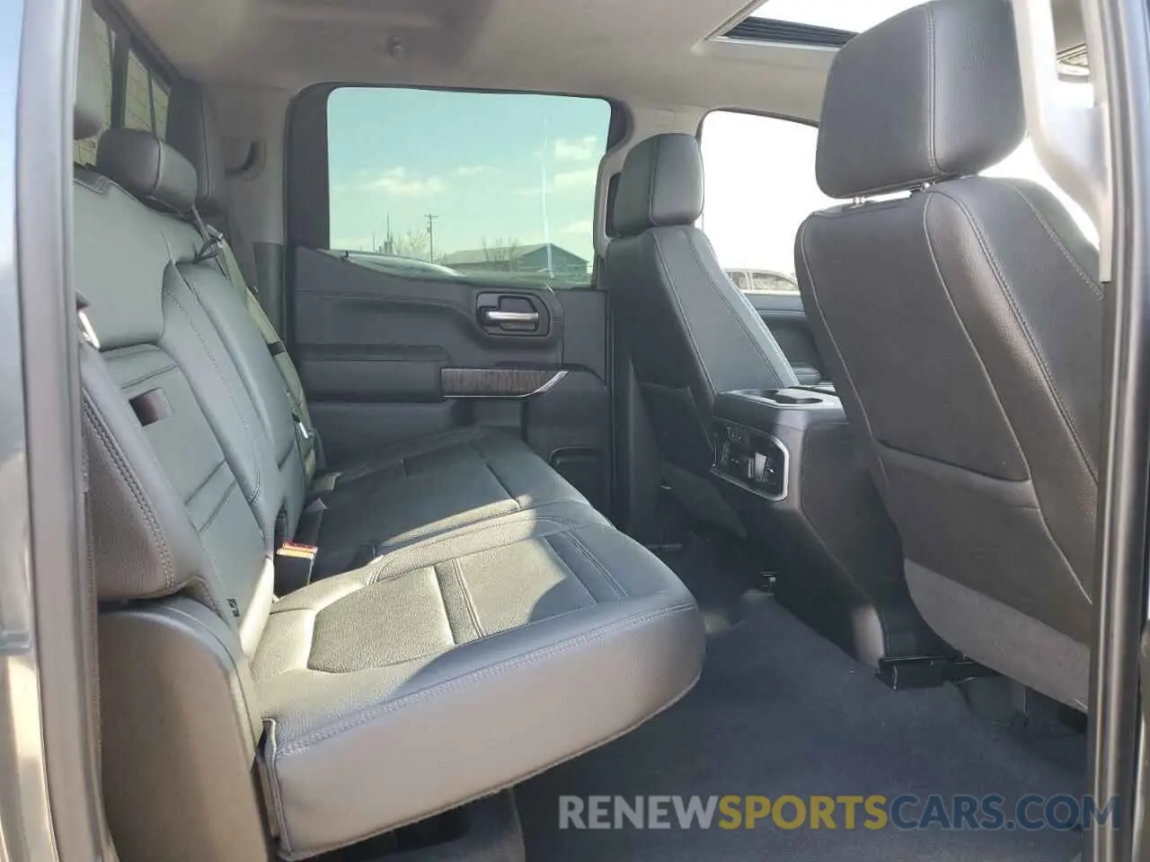 10 Photograph of a damaged car 1GTP8FED6KZ426358 GMC SIERRA 2019