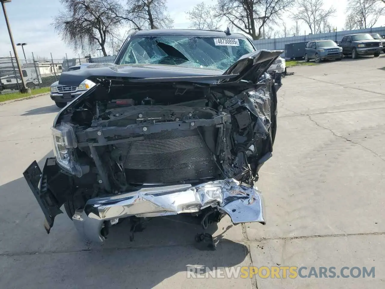 5 Photograph of a damaged car 1GTU9BED8KZ423311 GMC SIERRA 2019