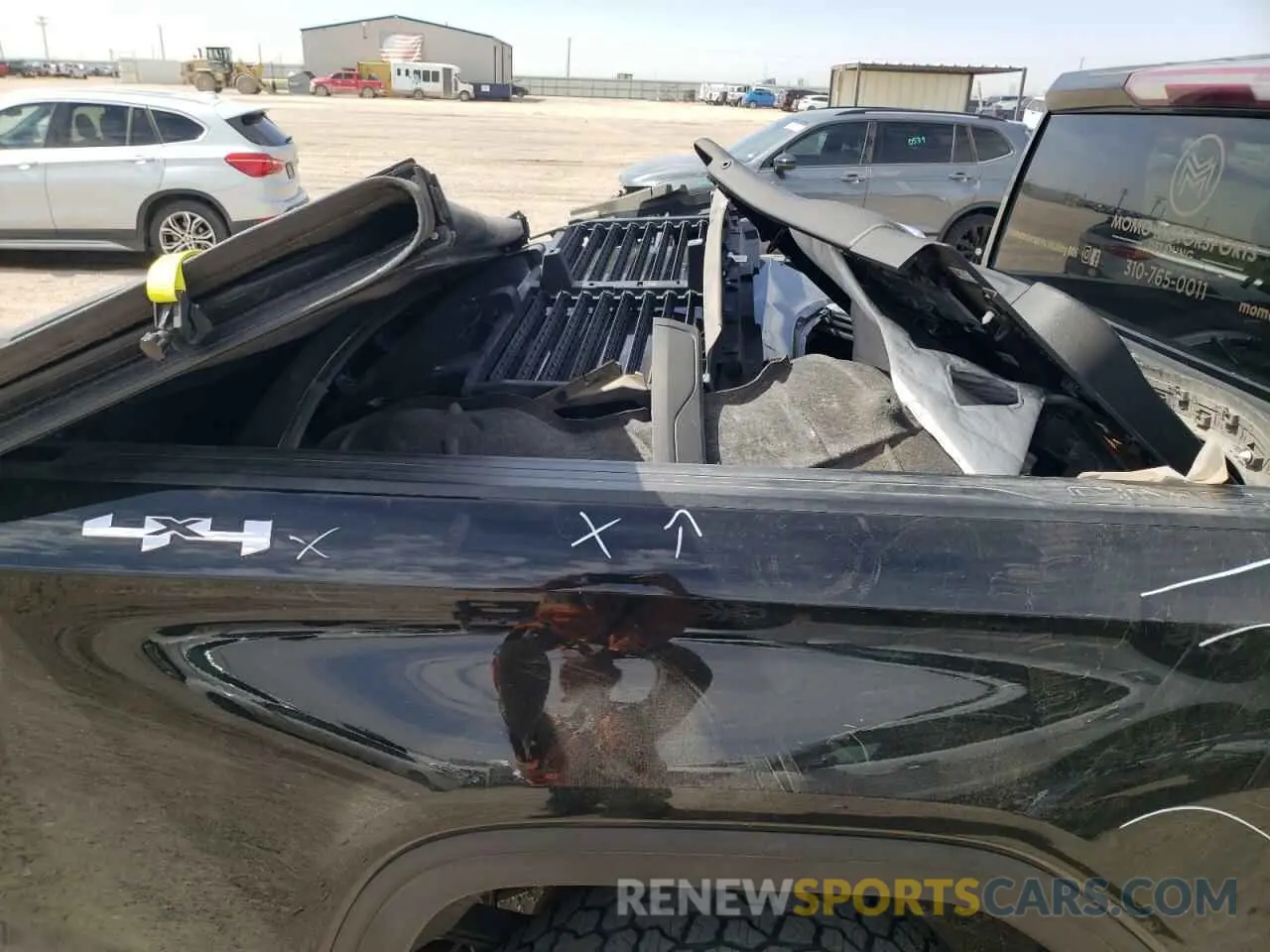 12 Photograph of a damaged car 1GTU9BED9KZ369078 GMC SIERRA 2019