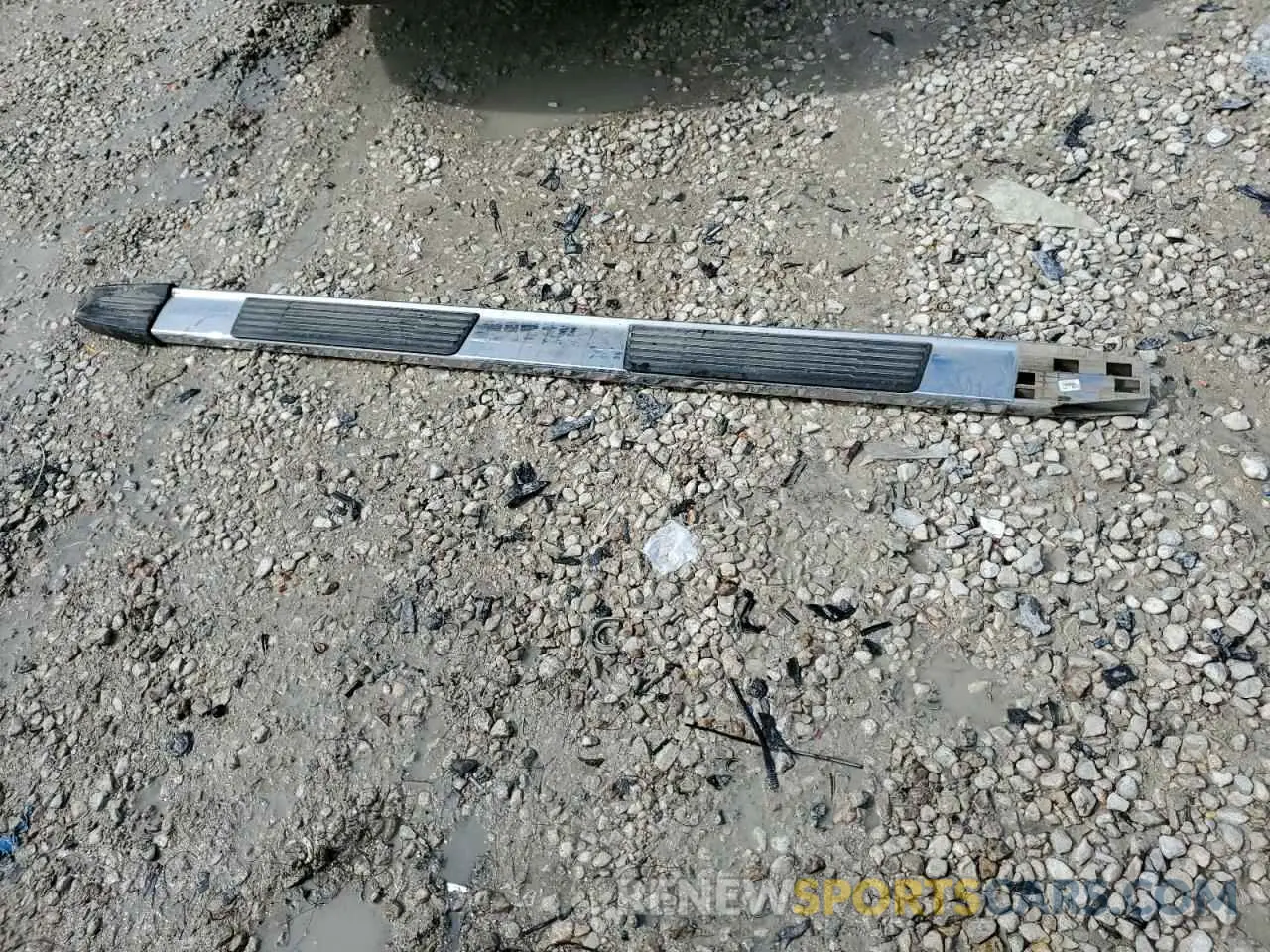 12 Photograph of a damaged car 1GTU9DEDXKZ143854 GMC SIERRA 2019