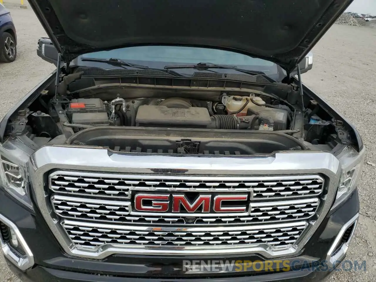 11 Photograph of a damaged car 1GTU9FEL3KZ112898 GMC SIERRA 2019