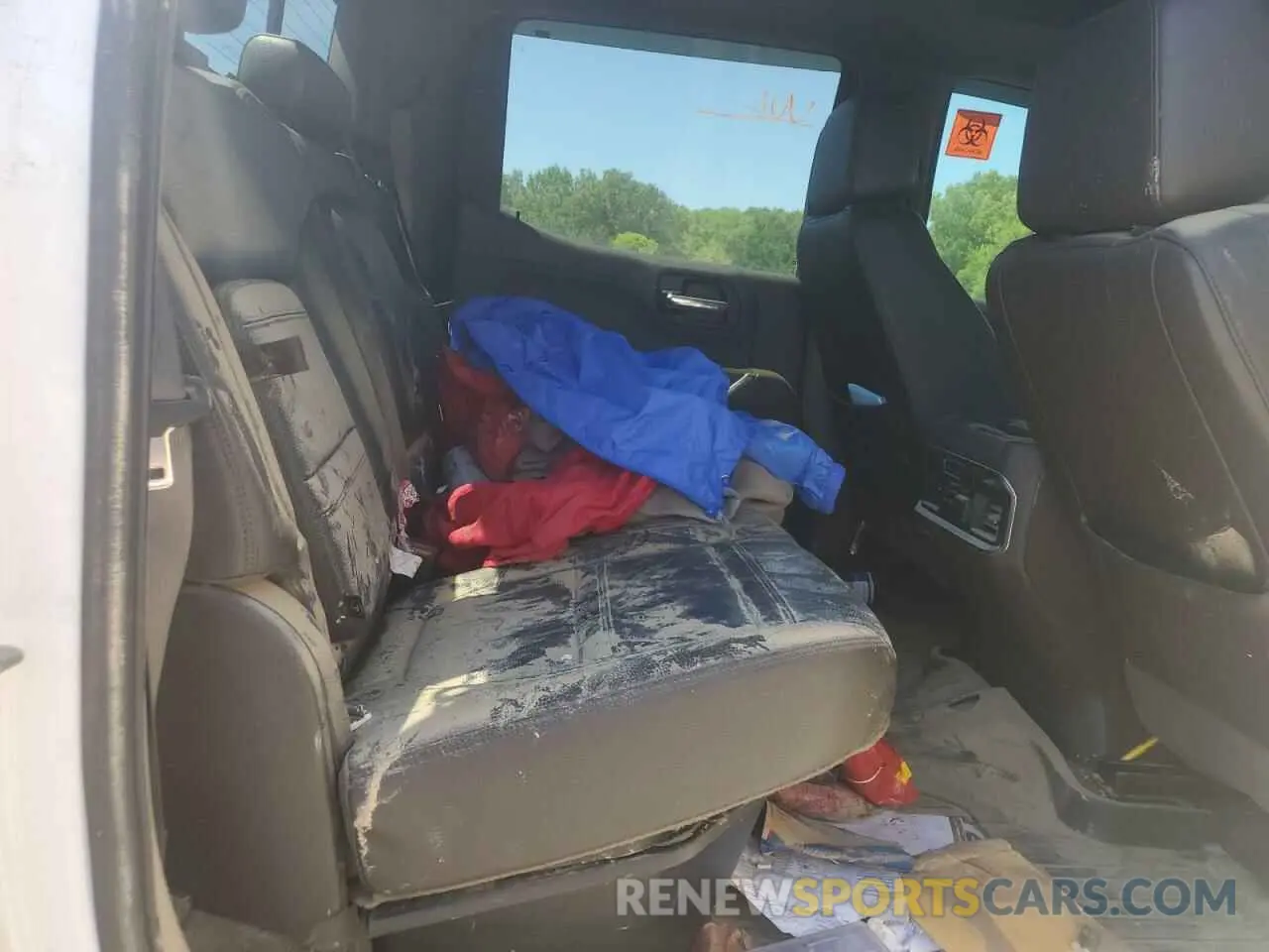10 Photograph of a damaged car 1GTU9FEL5KZ115365 GMC SIERRA 2019