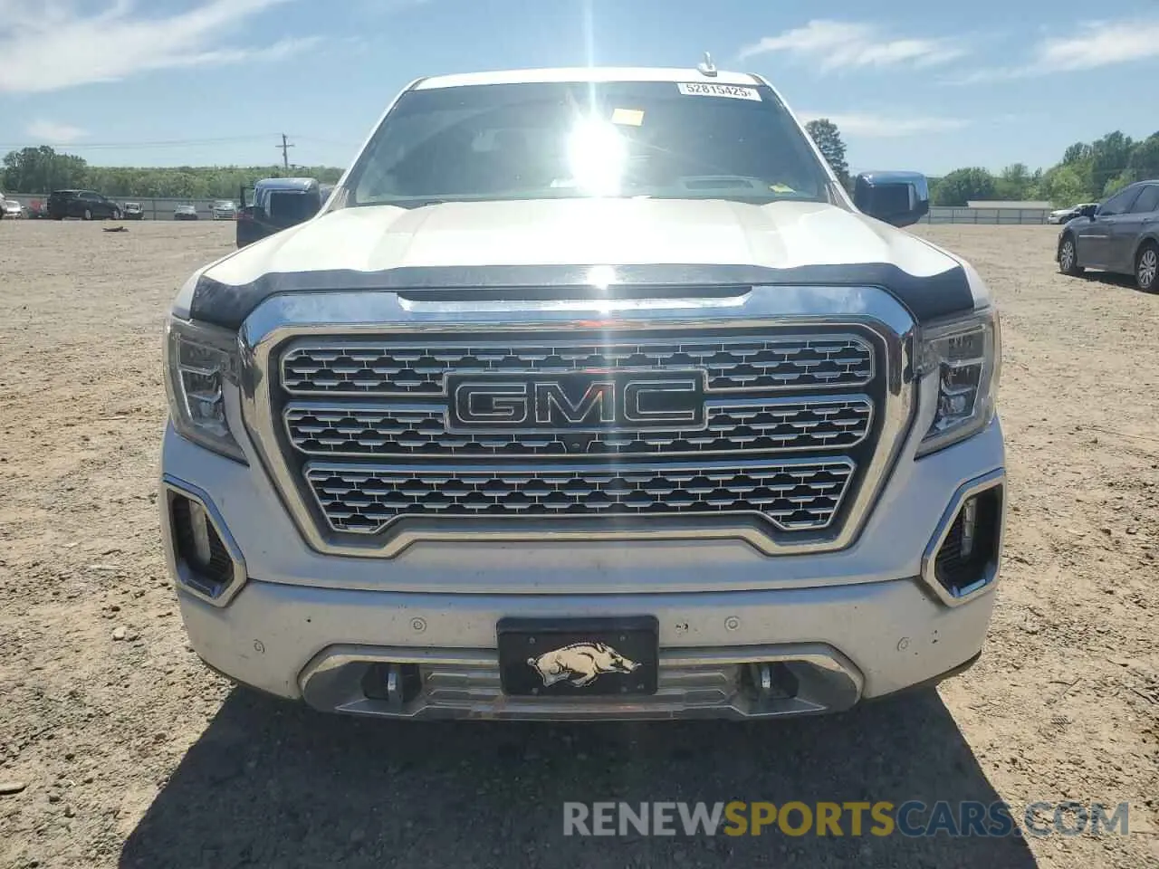 5 Photograph of a damaged car 1GTU9FEL5KZ115365 GMC SIERRA 2019